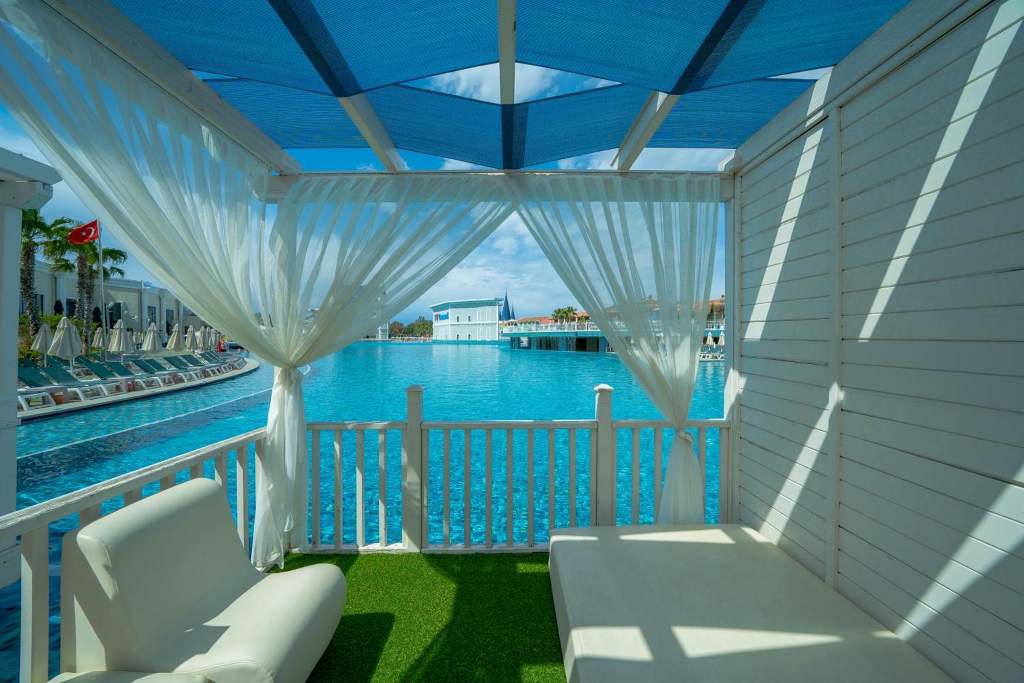 Granada Luxury - Family Kids Concept 5*