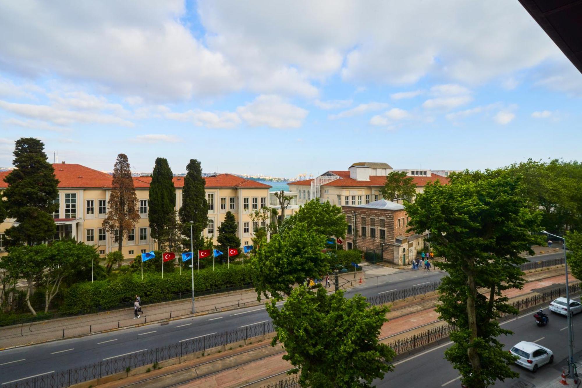 Metropolitan Bosphorus - Special Category