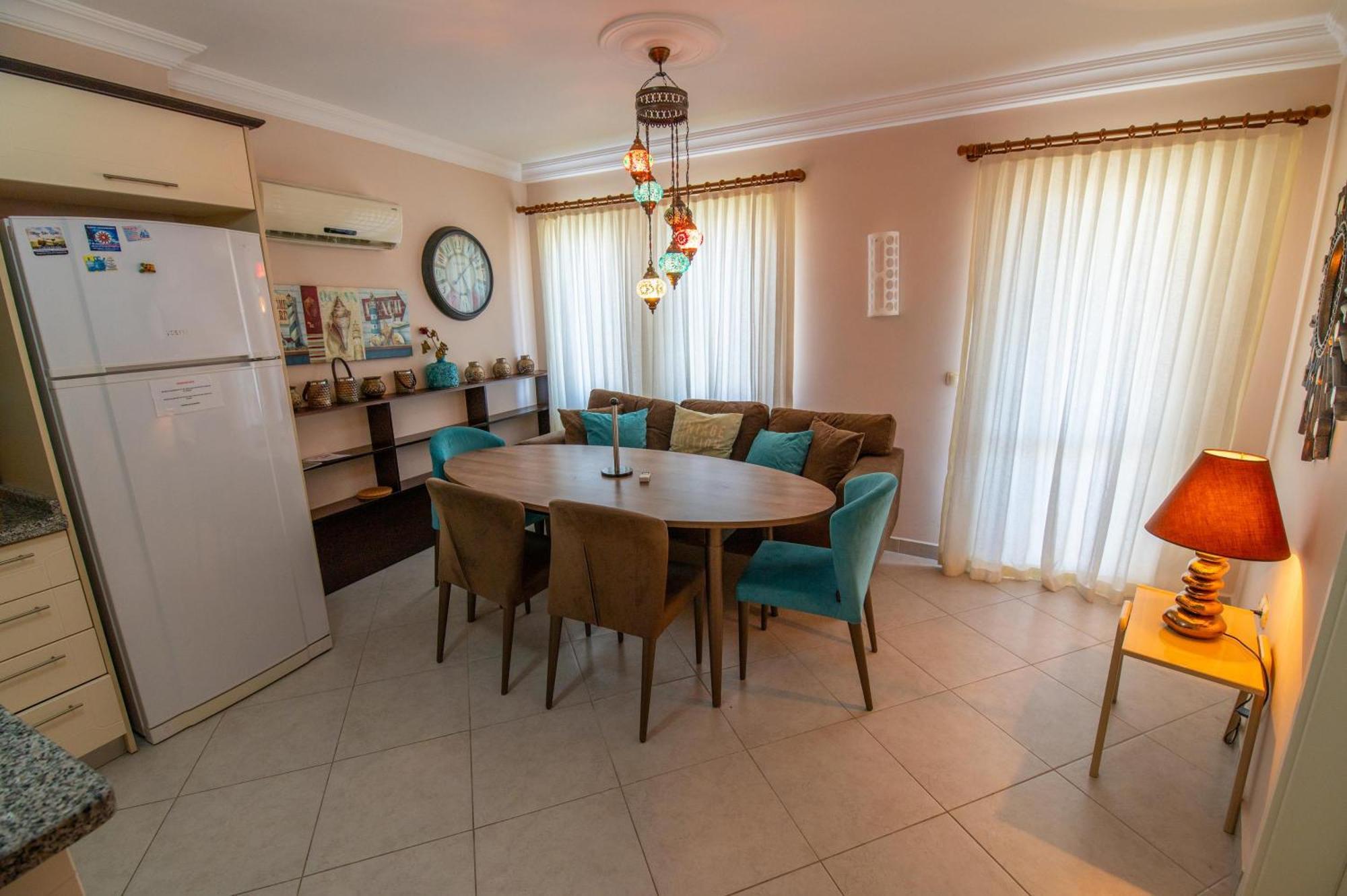 Sunset Club Aqua Lettings Aparthotel 3*