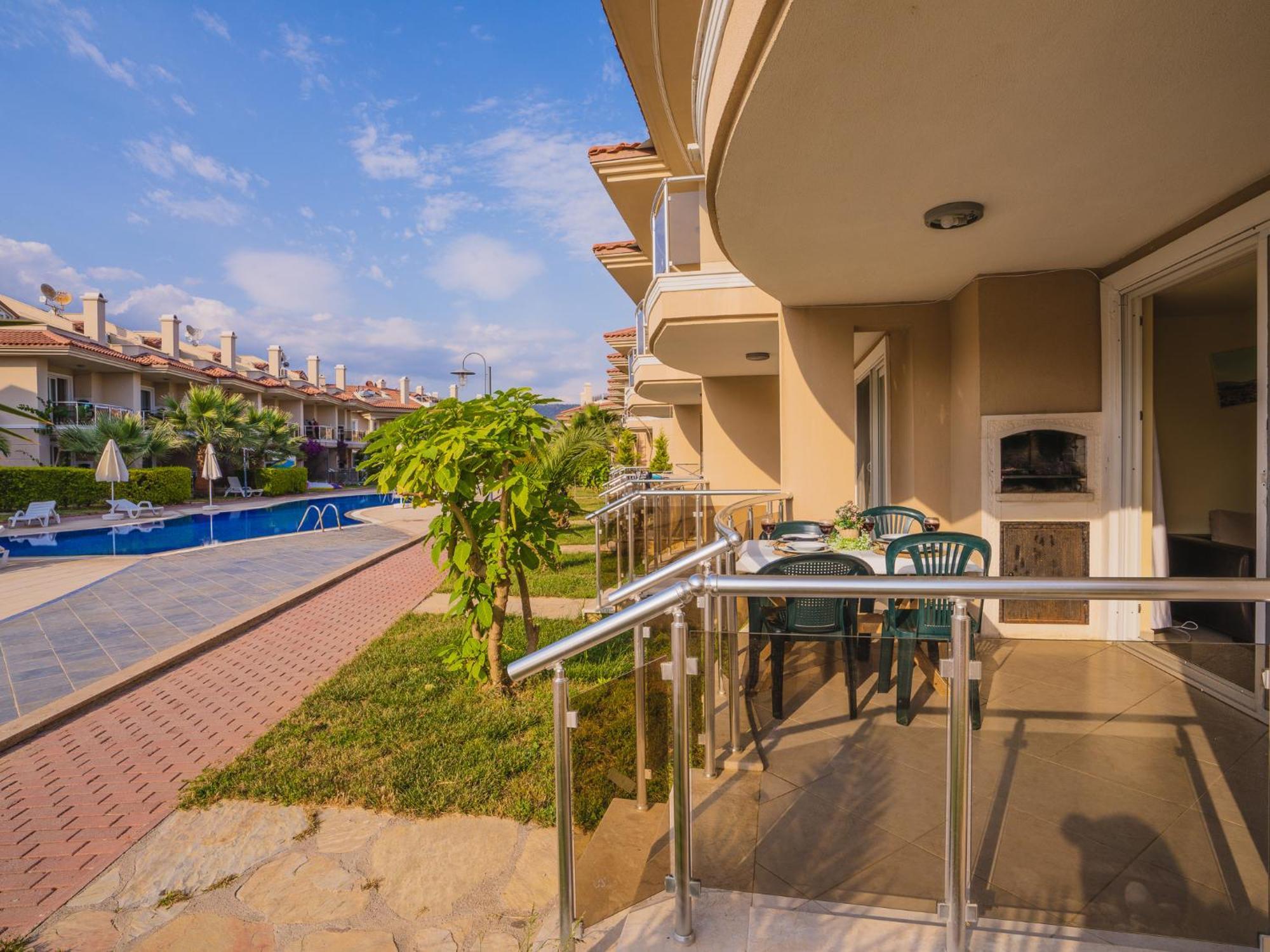 Sunset Club Aqua Lettings Aparthotel Fethiye