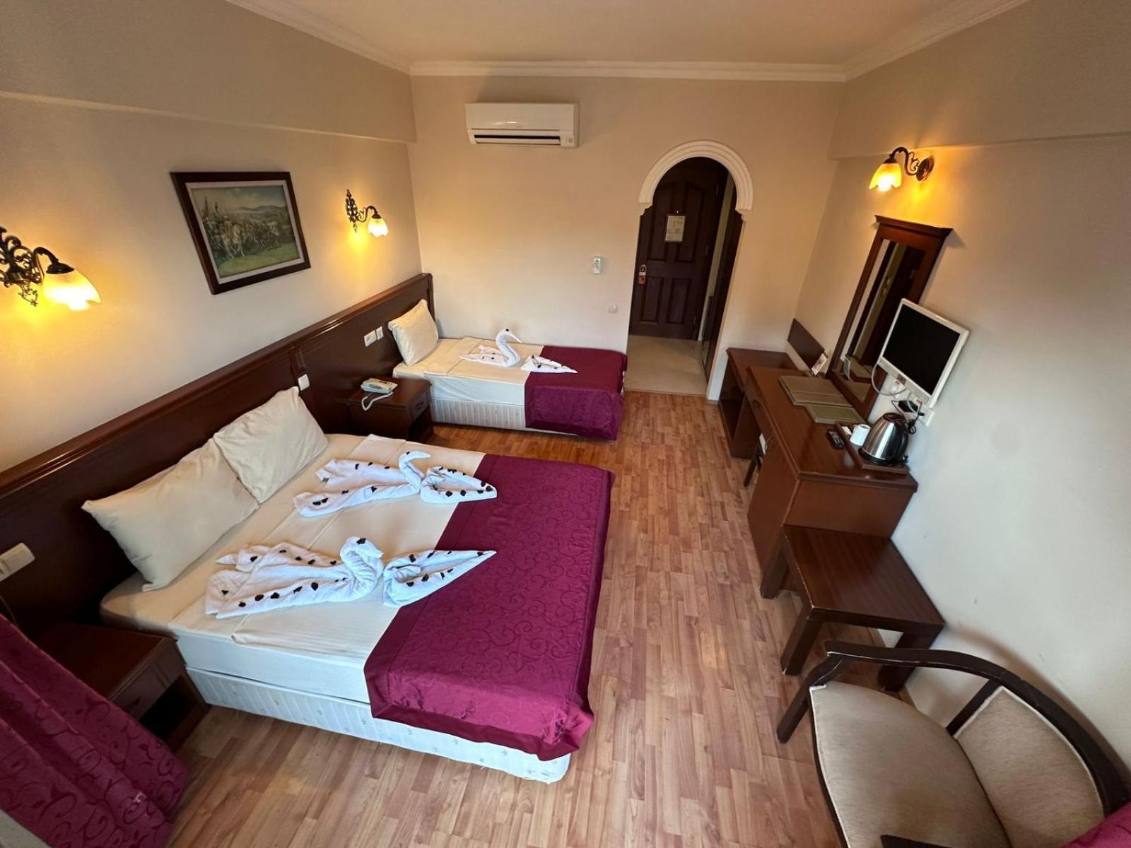 Hotel Astoria Park & Selection