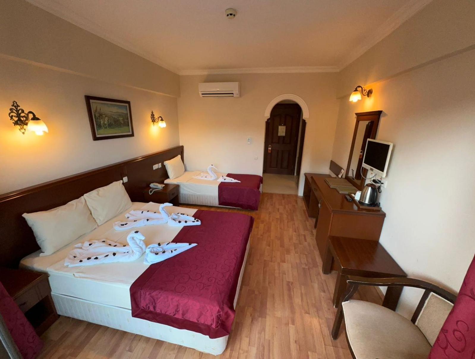 Hotel Astoria Park & Selection