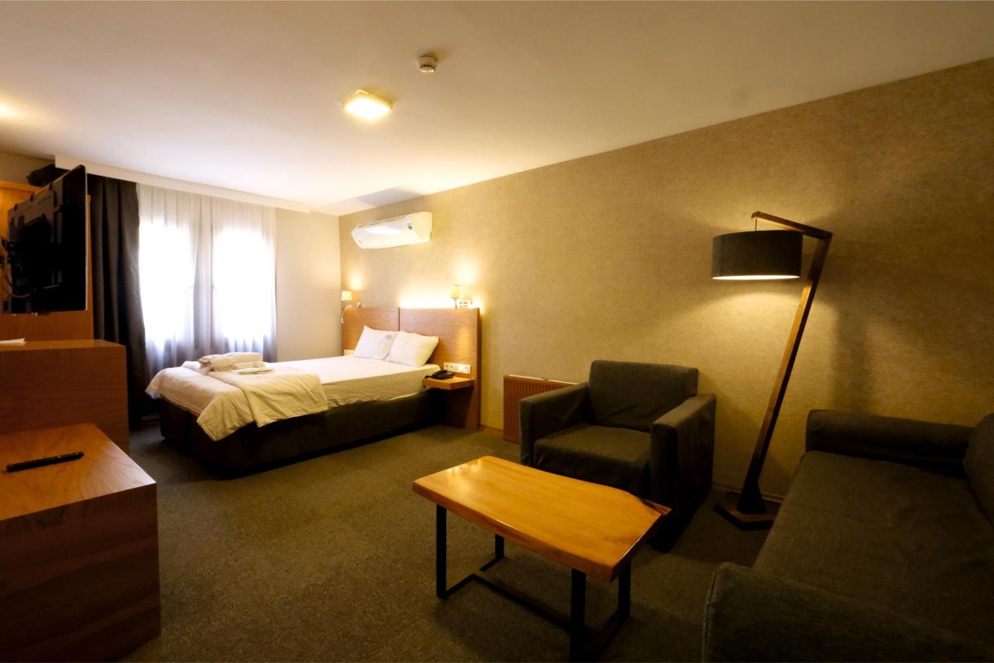 Hotel Varyant *