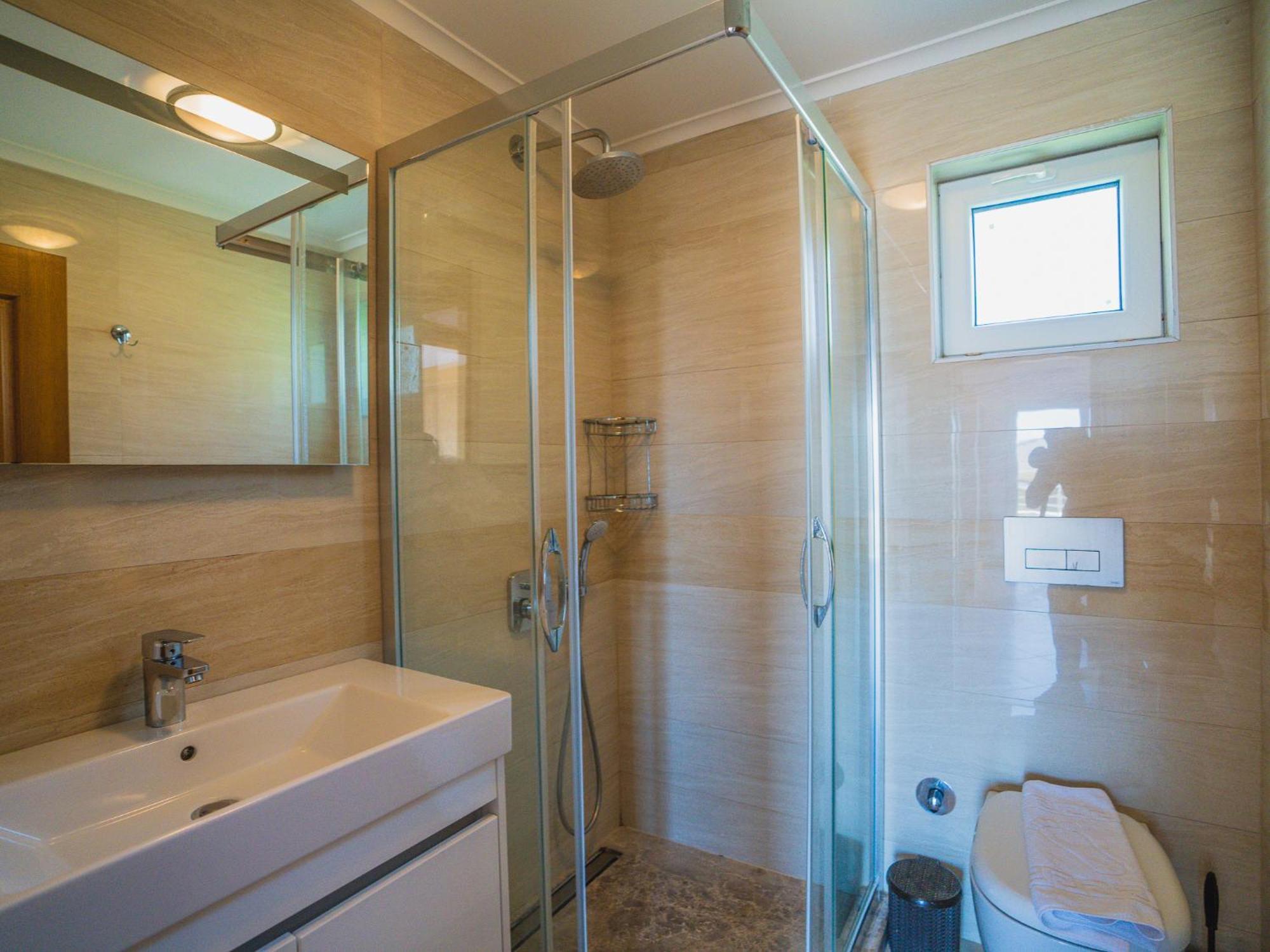 Hanel Life Royale 15 With Private Pool