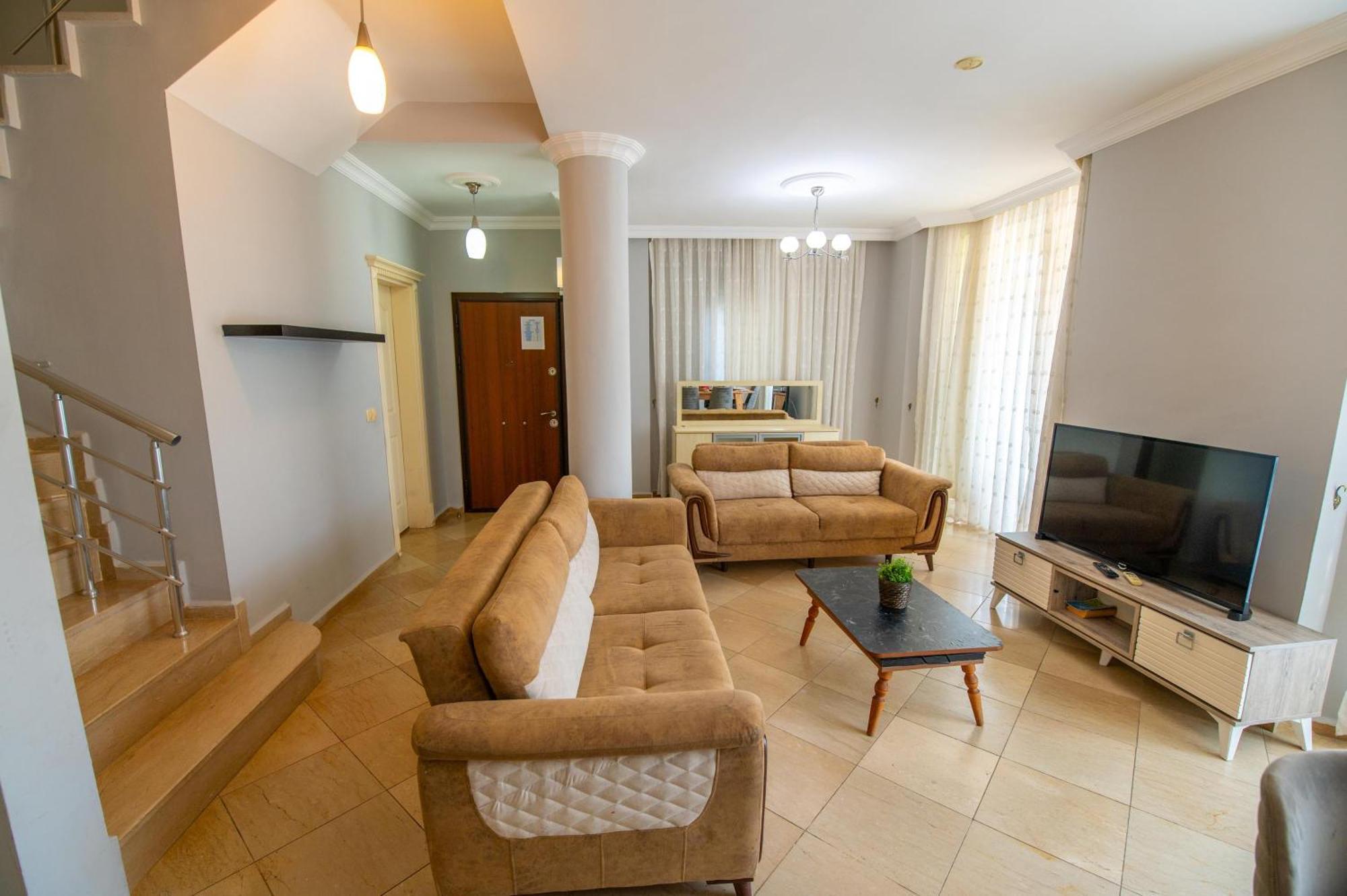 Sunset Club Aqua Lettings Aparthotel 3*
