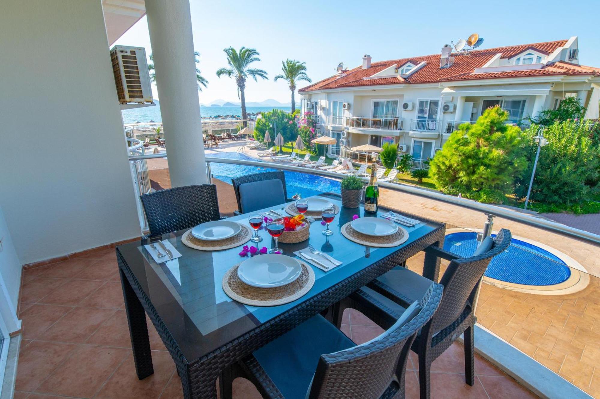 Aparthotel Sunset Club Aqua Lettings 3*