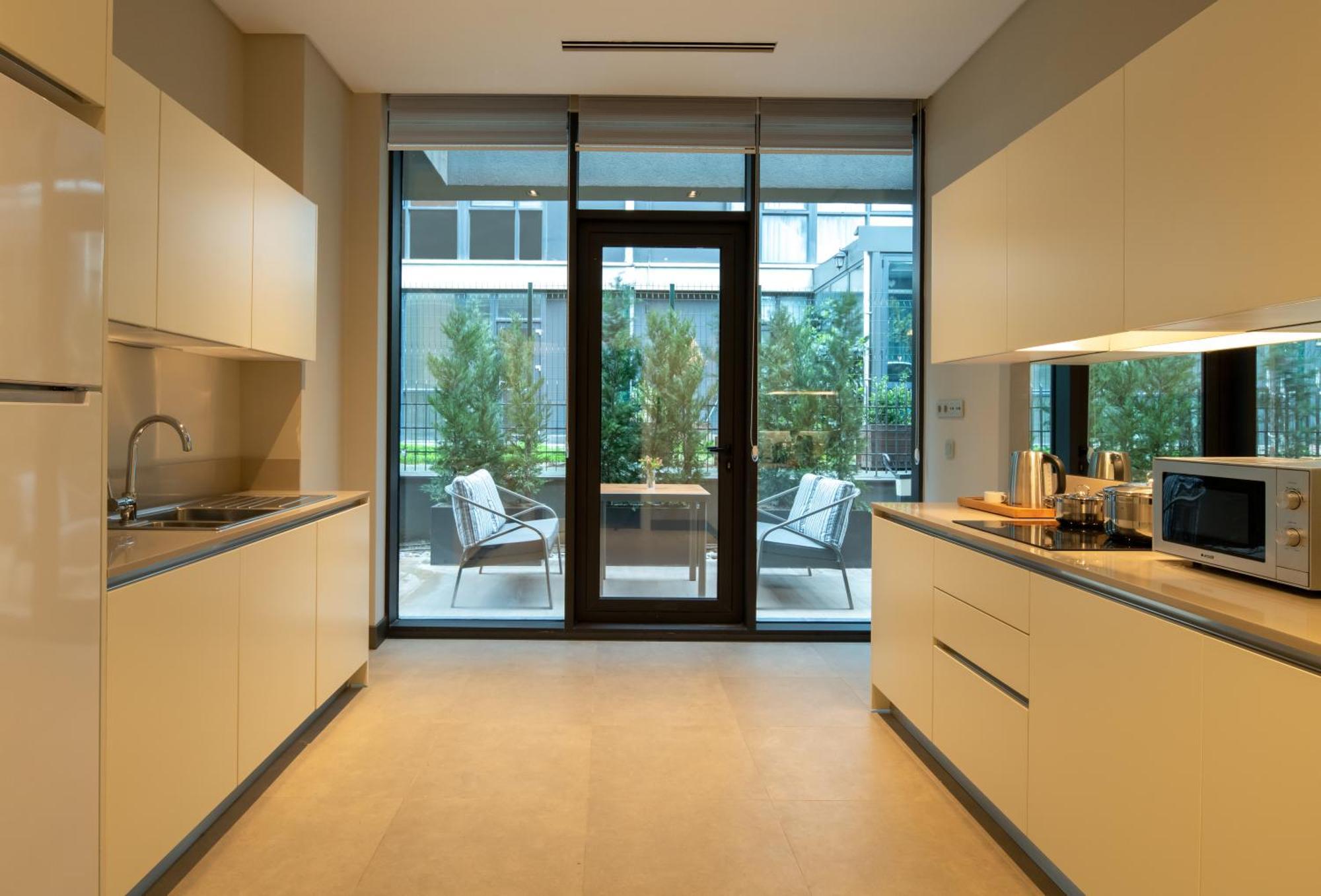 Movenpick Living West Hotel 5*