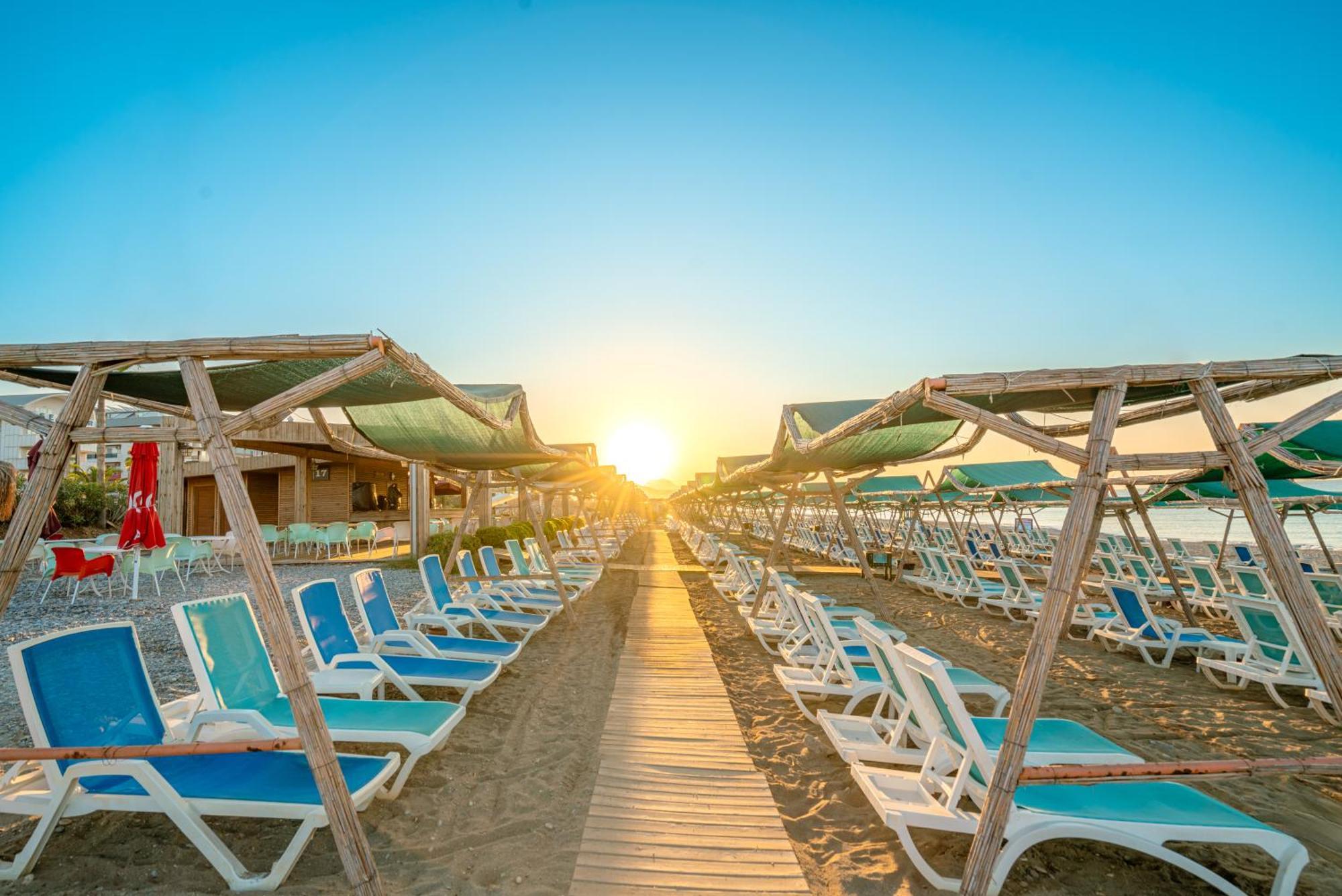 Hotel Sun Heaven Family &