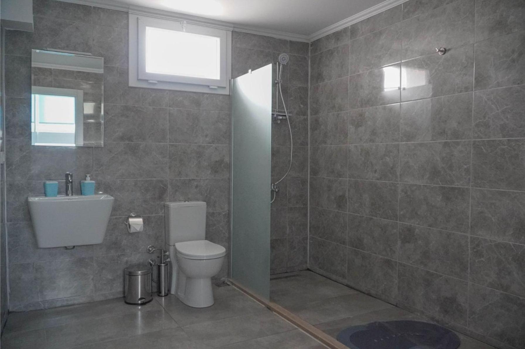 Mert Homes Bed & Breakfast *