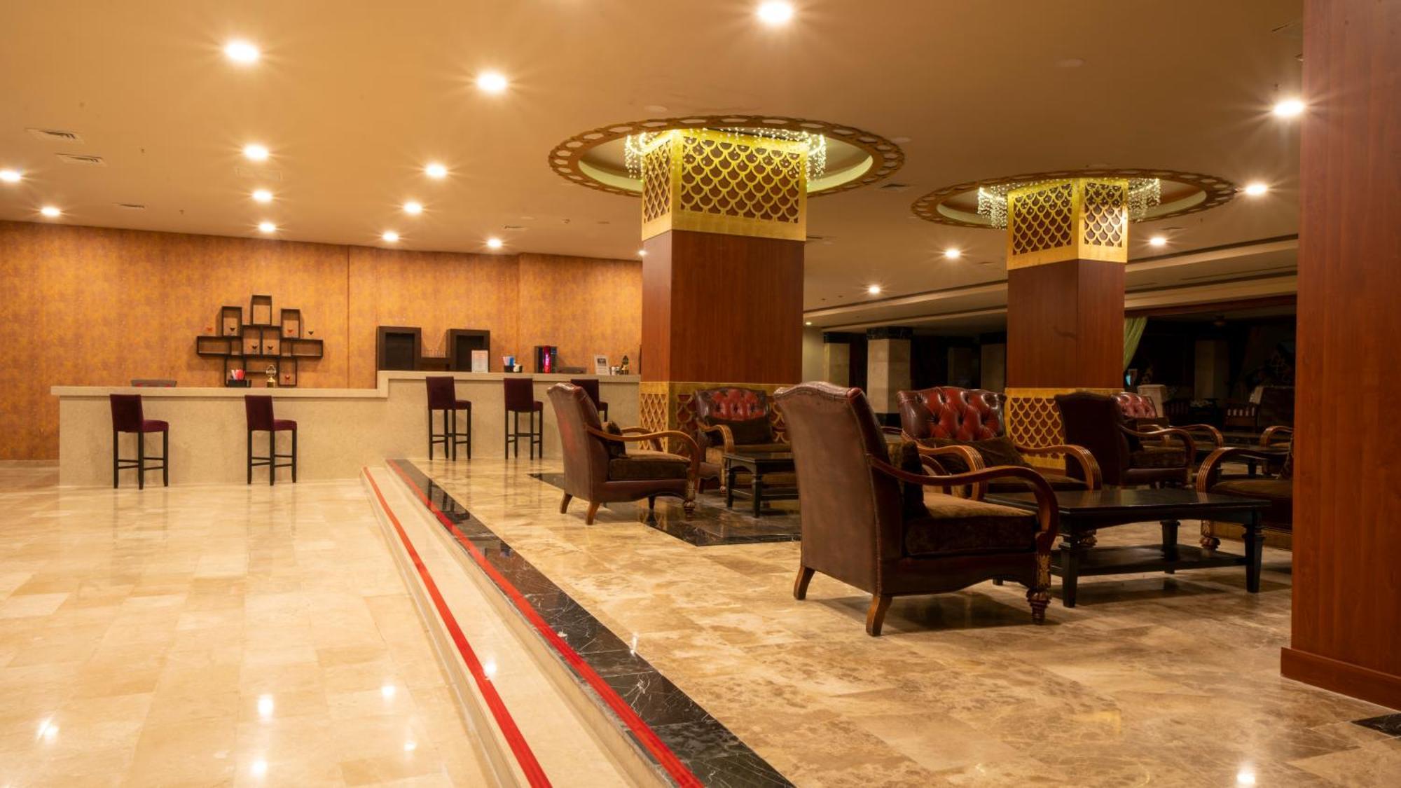 Siam Elegance & Hotel 5*