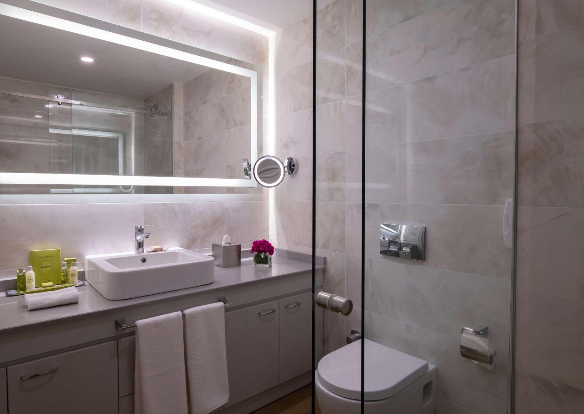Doubletree By Hilton Marina Vista 4*