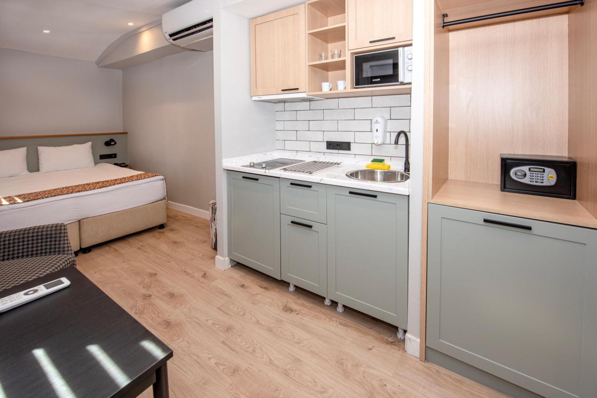 Bed & Breakfast Bguest & 3*
