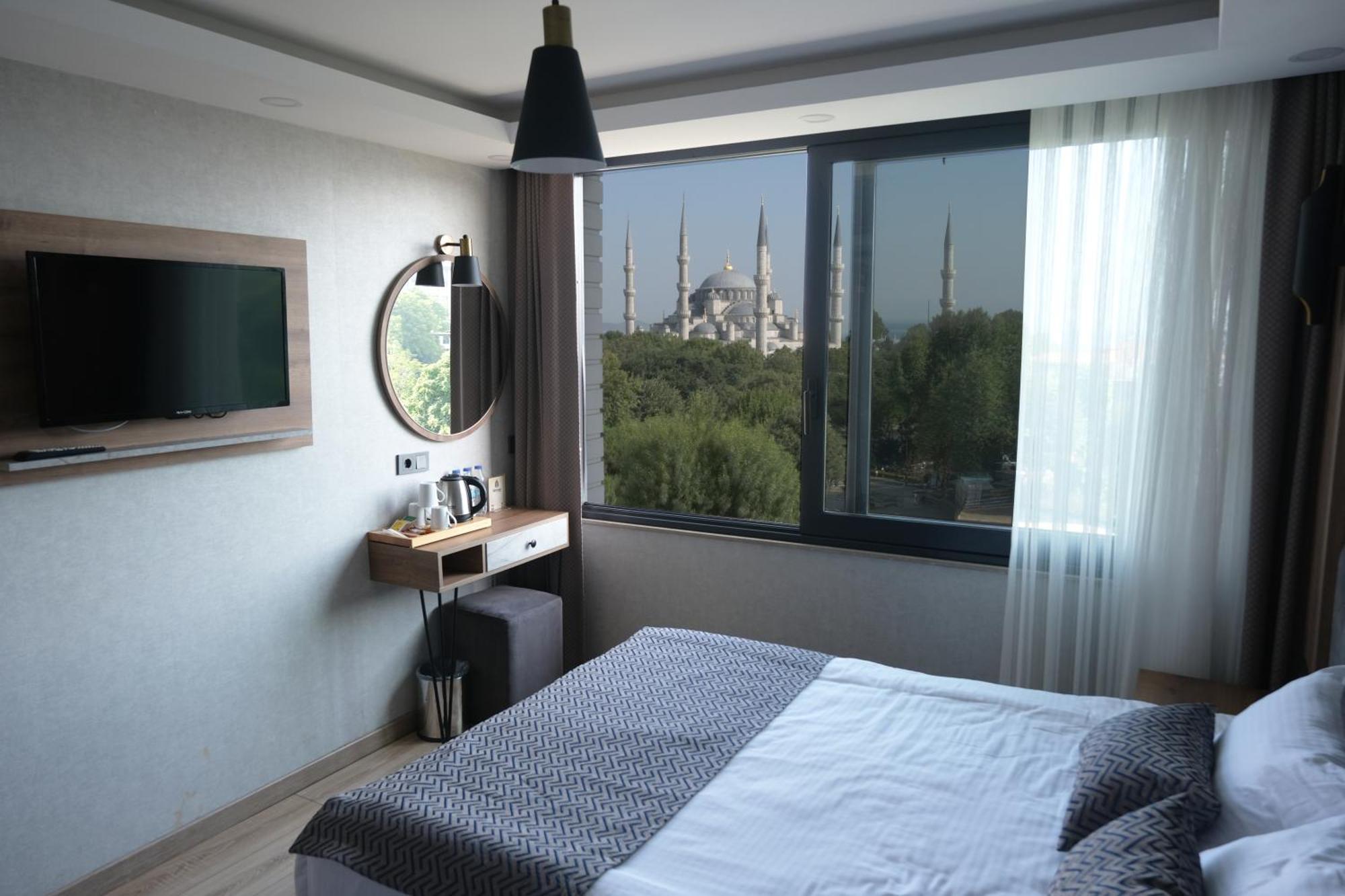World Heritage Center Hotel