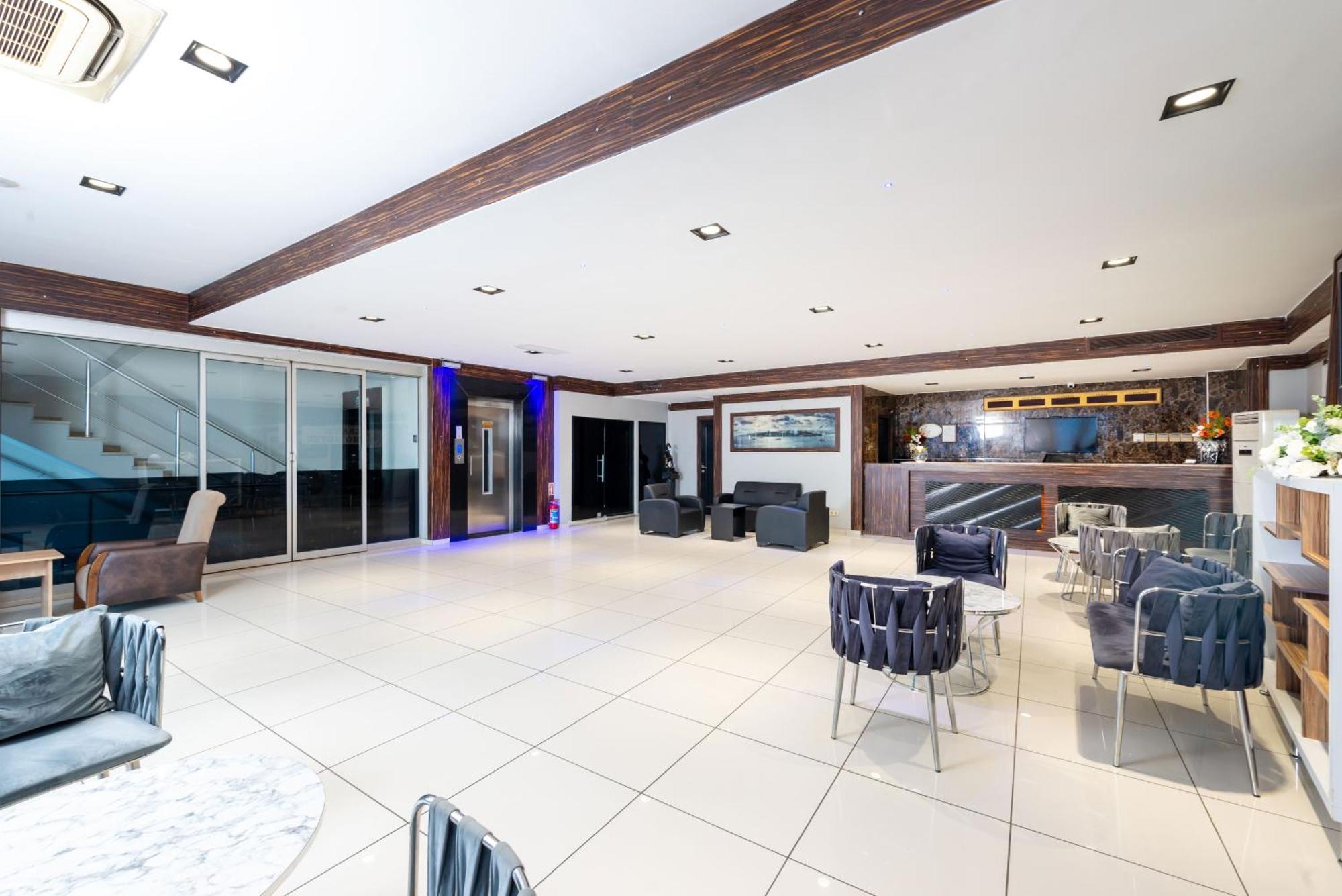 Grand Abimo Hotel