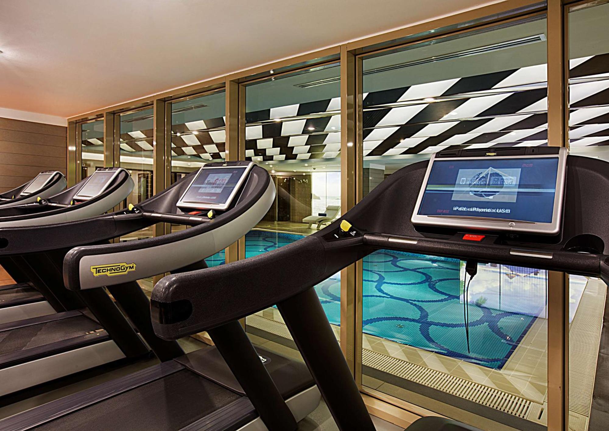 Hotel Doubletree By Hilton Istanbul-avcilar 5*