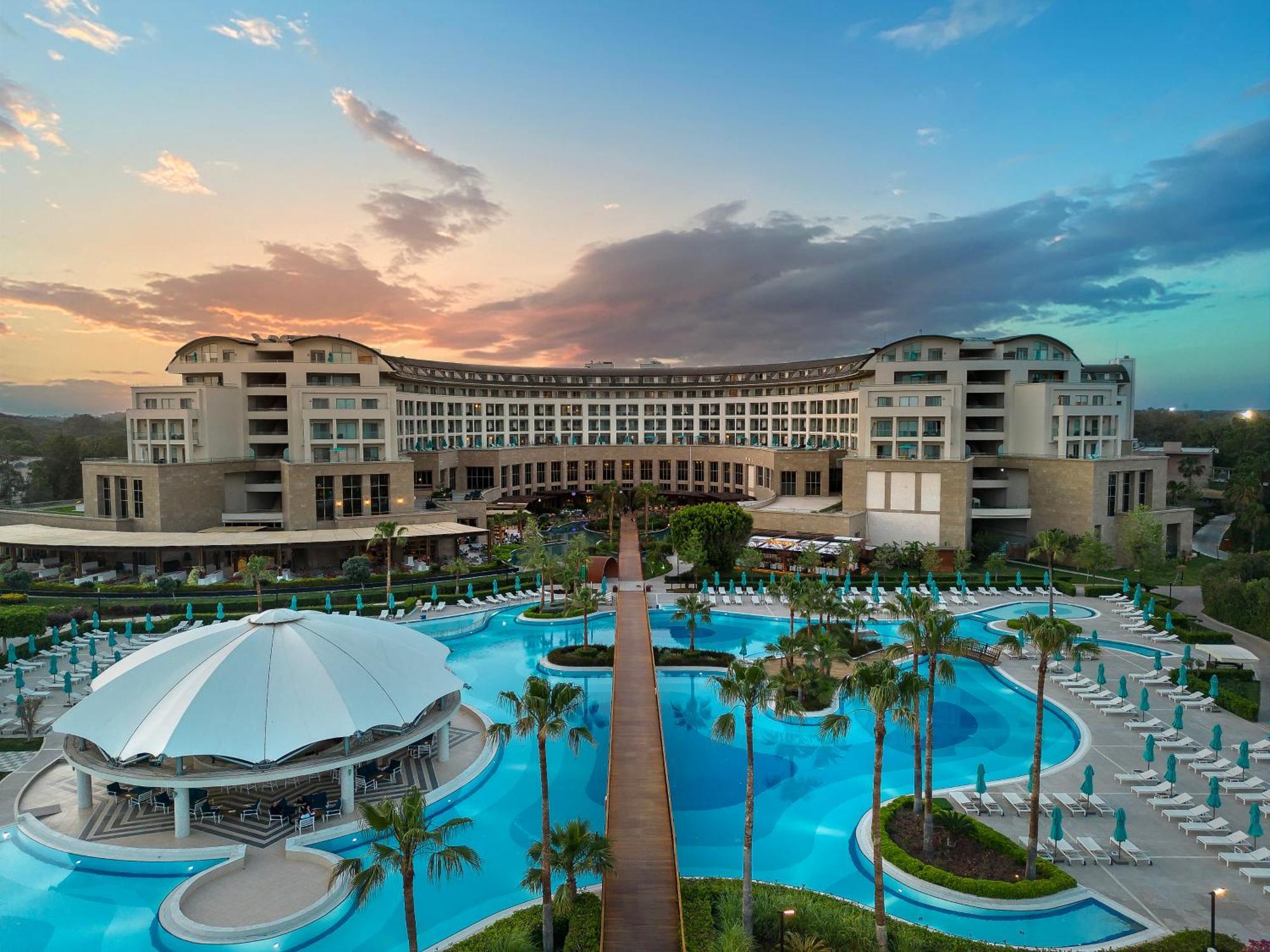 Kaya Palazzo Golf Hotel