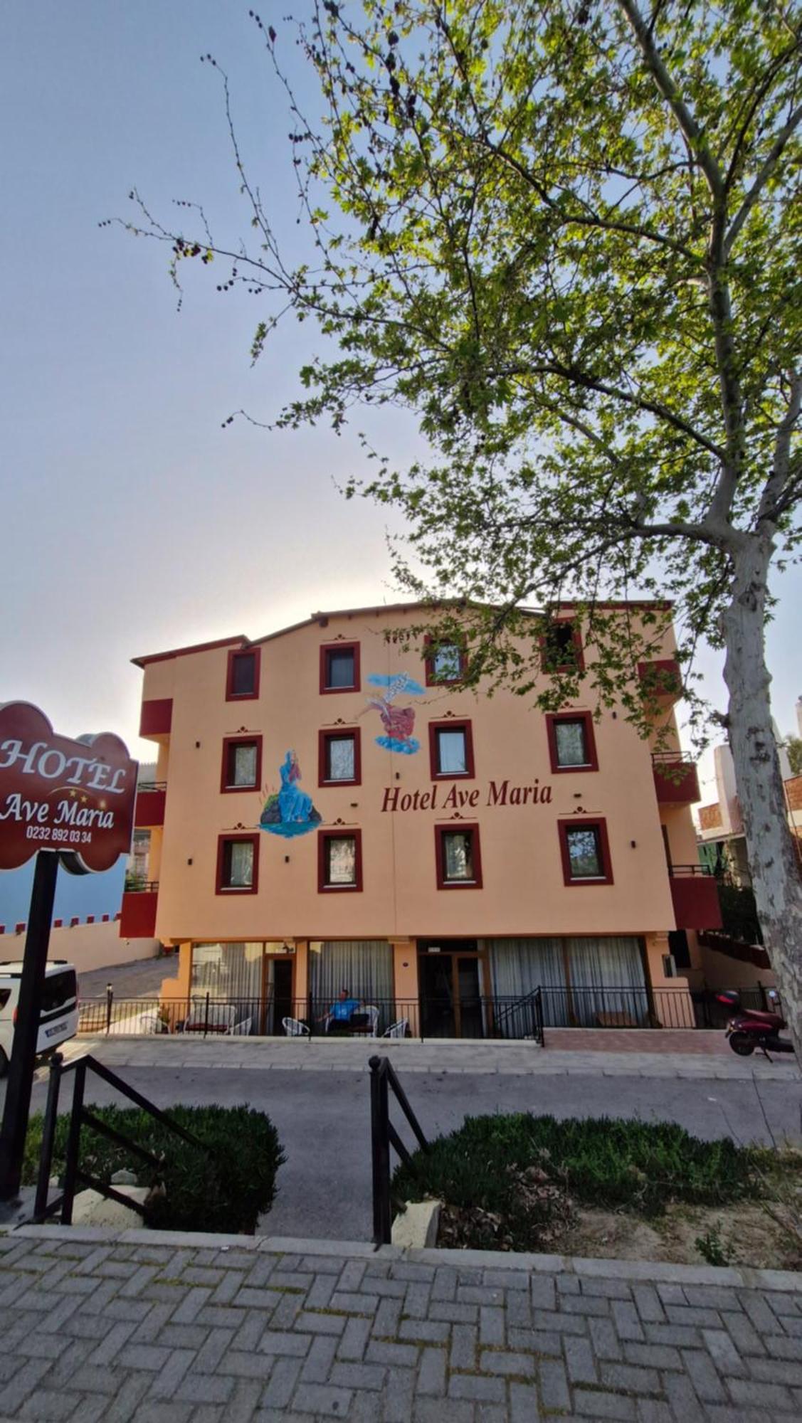 Hotel Ave Maria