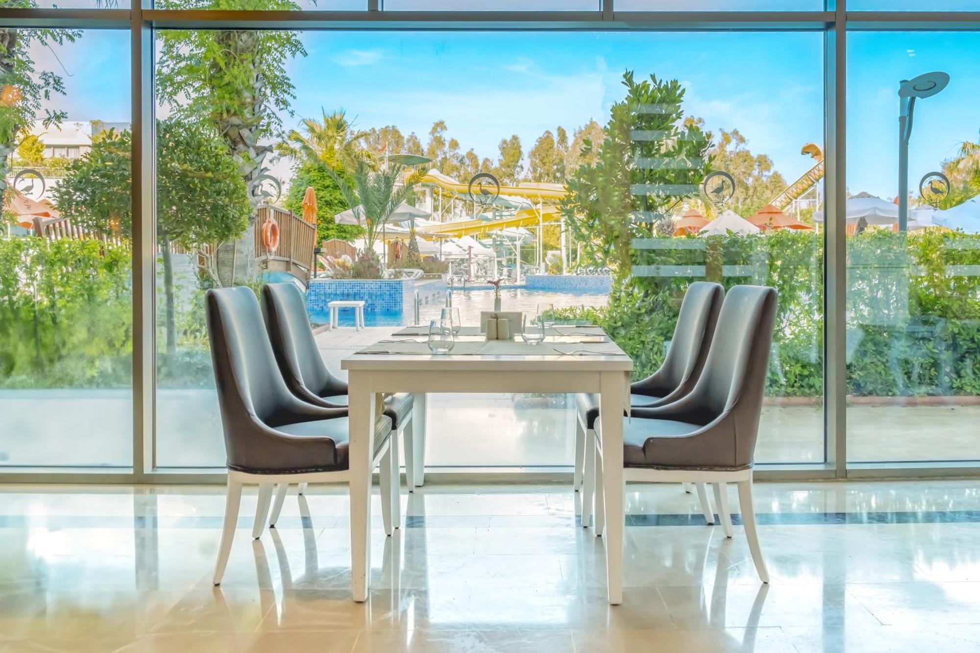 Port Nature Luxury Hotel