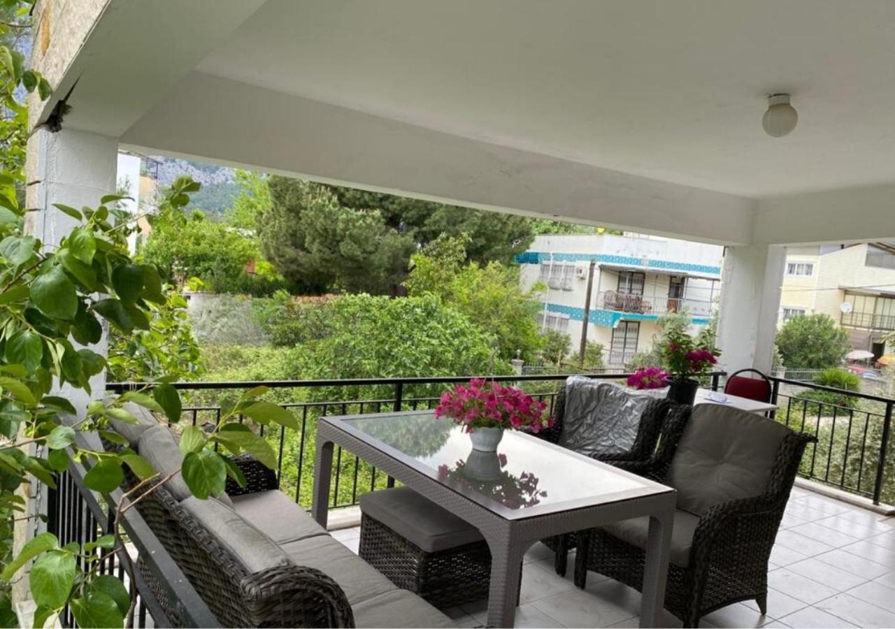 Garden Hotel *