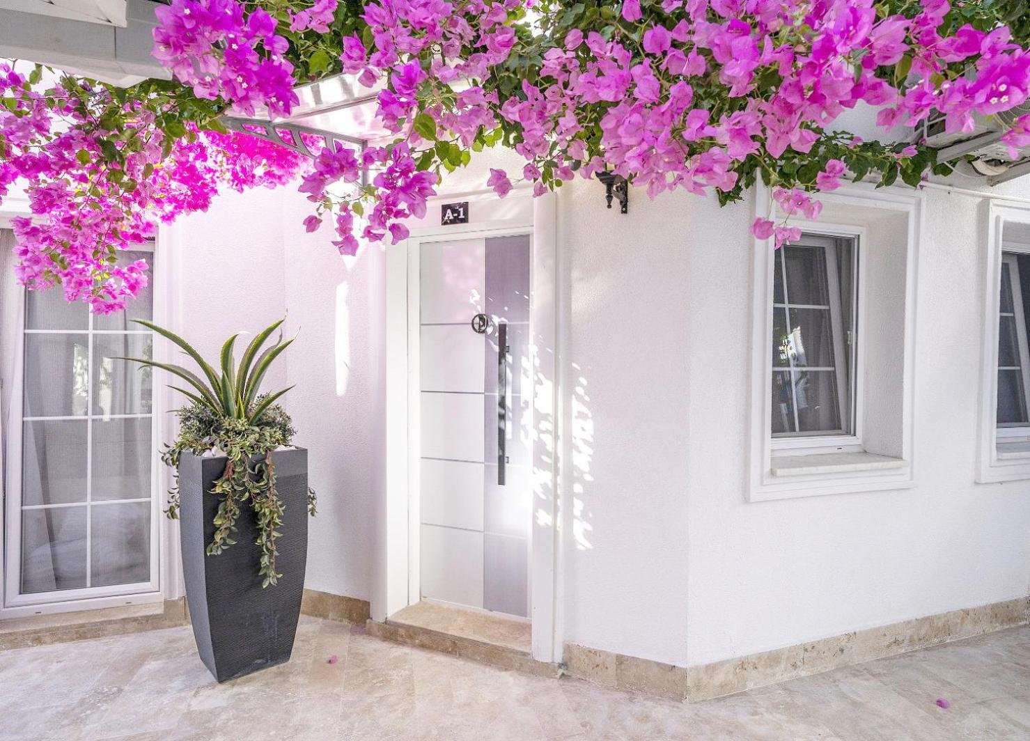 Aparthotel Noa Only Adult *