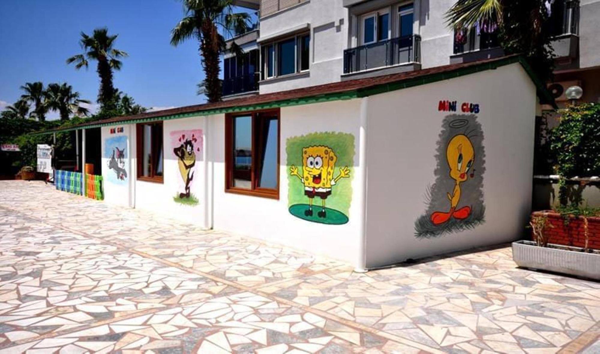 Hotel Adonis 4*