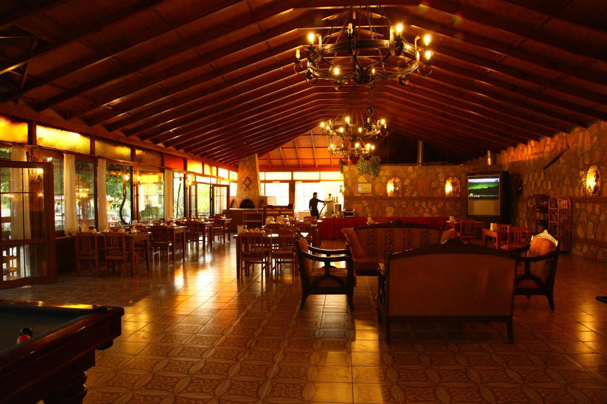 Hotel Gokcen 3*