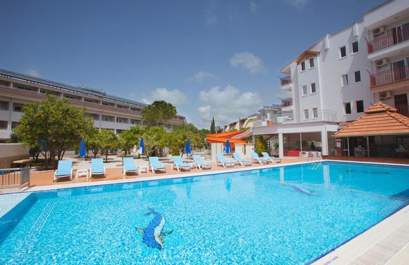 Aparthotel Catty Cats Garden 3*