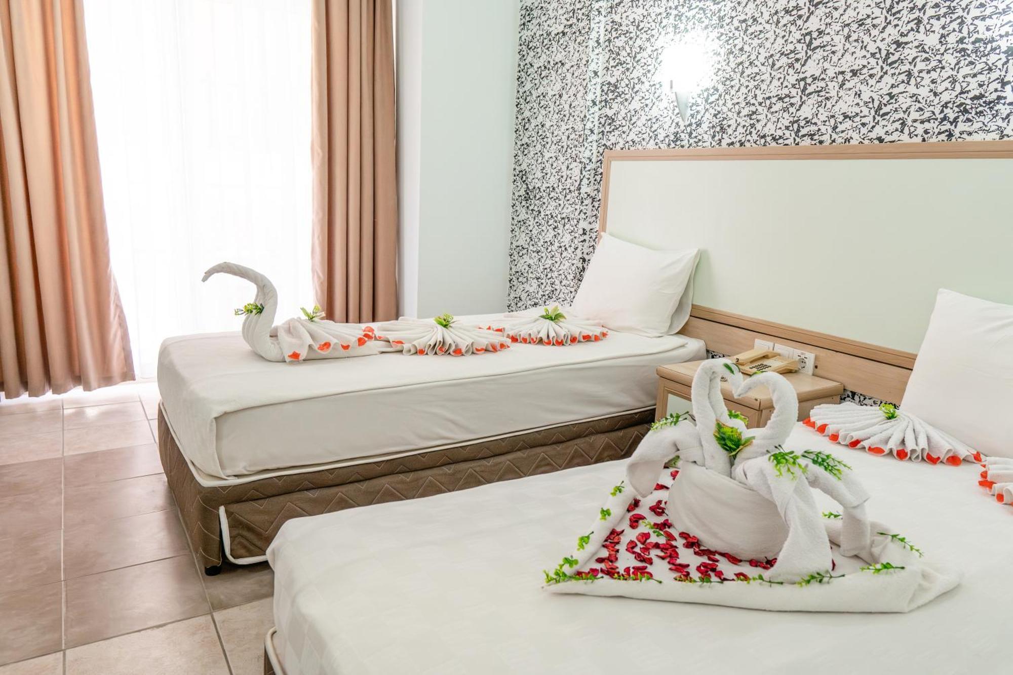 Mr Crane Hotel 3*