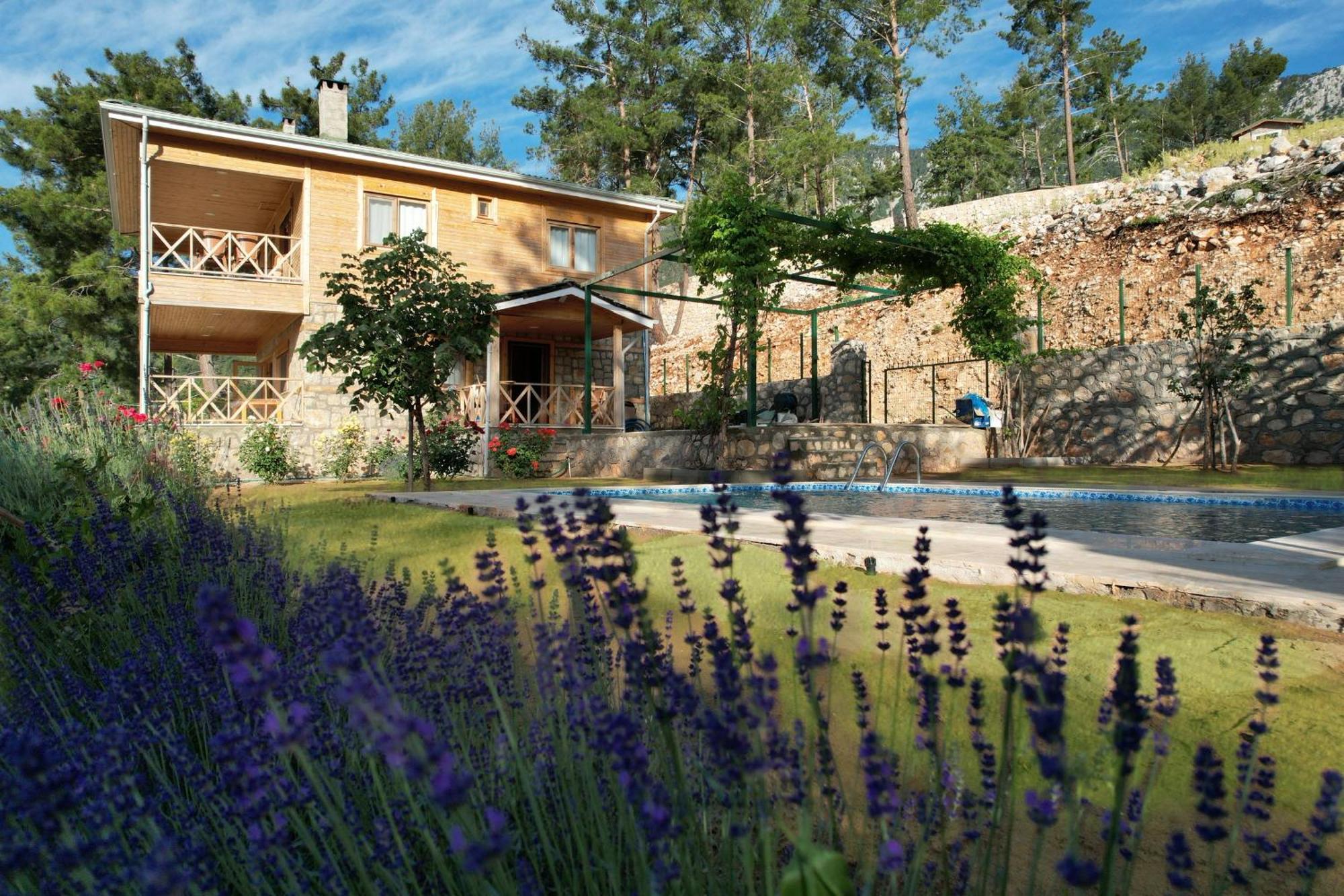 Villa Lycian - Dag Ve Deniz Manzarasi *