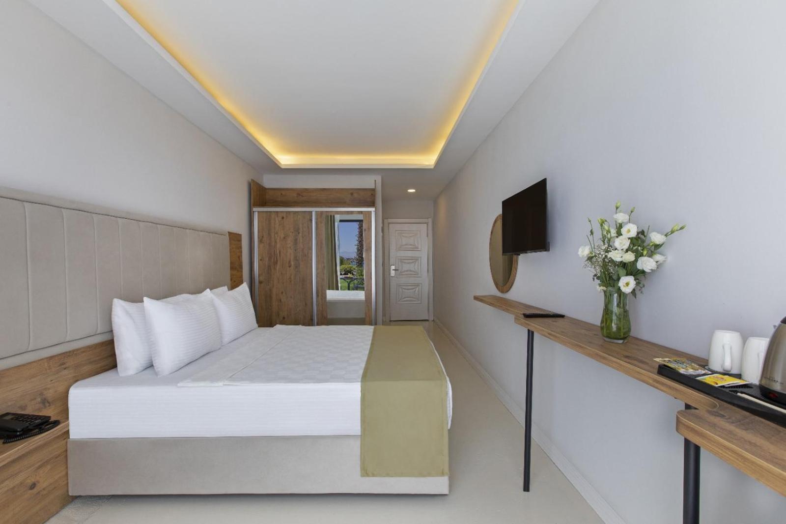 Hotel Enki Spinoza Thermal