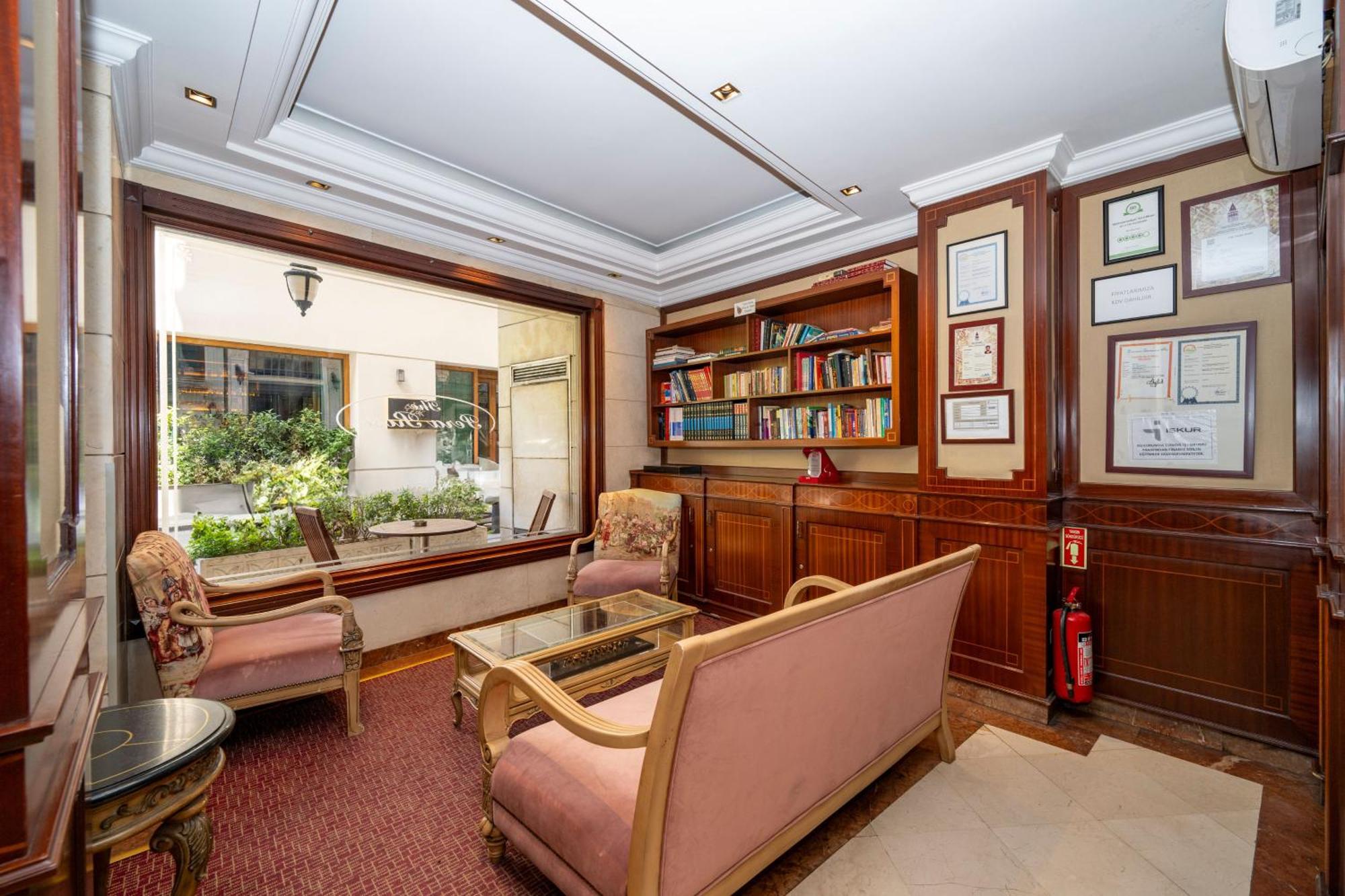 Pera Rose & - Taksim Pera Center Hotel 4*