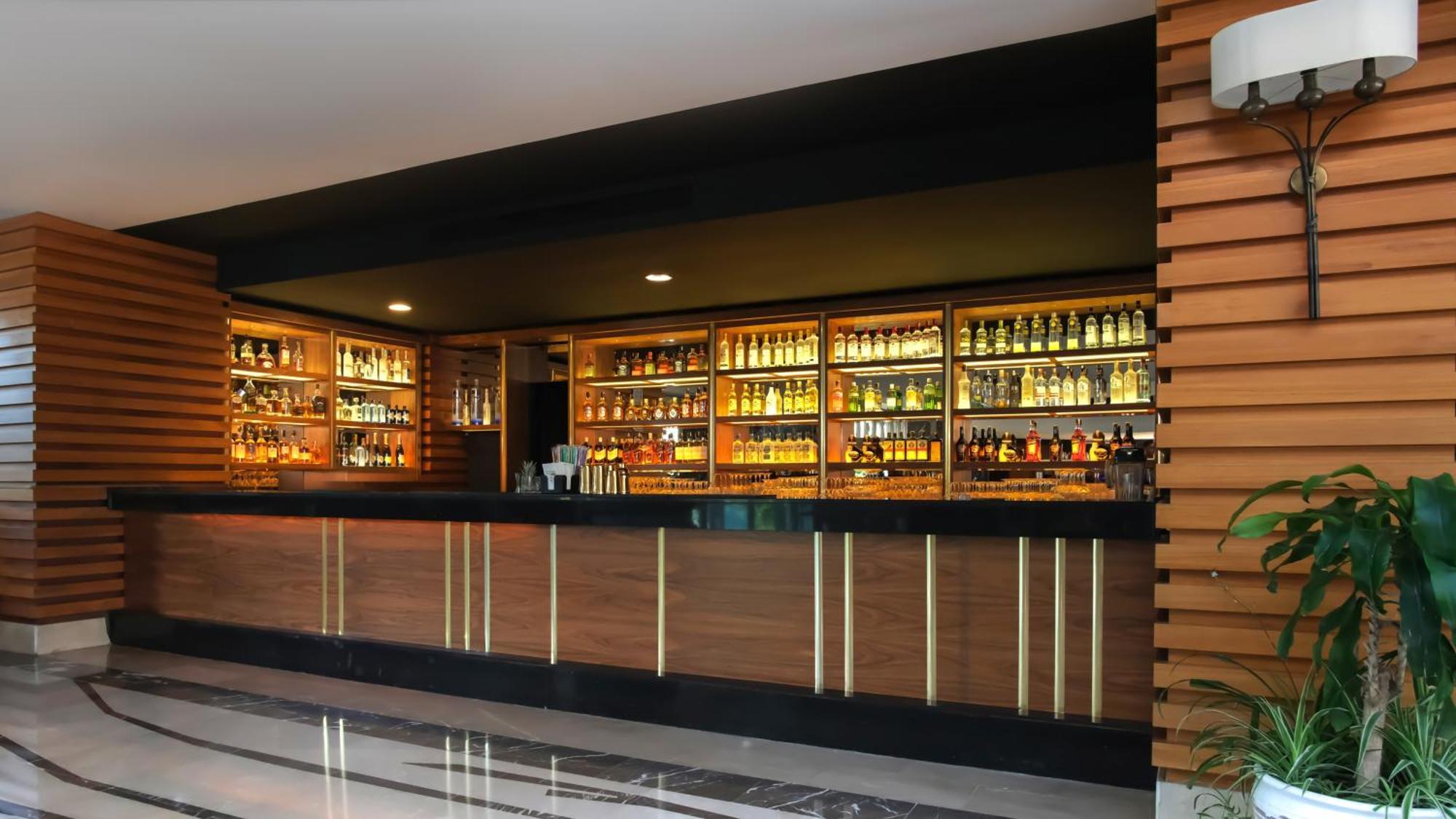 Hotel Port Nature Luxury 5*