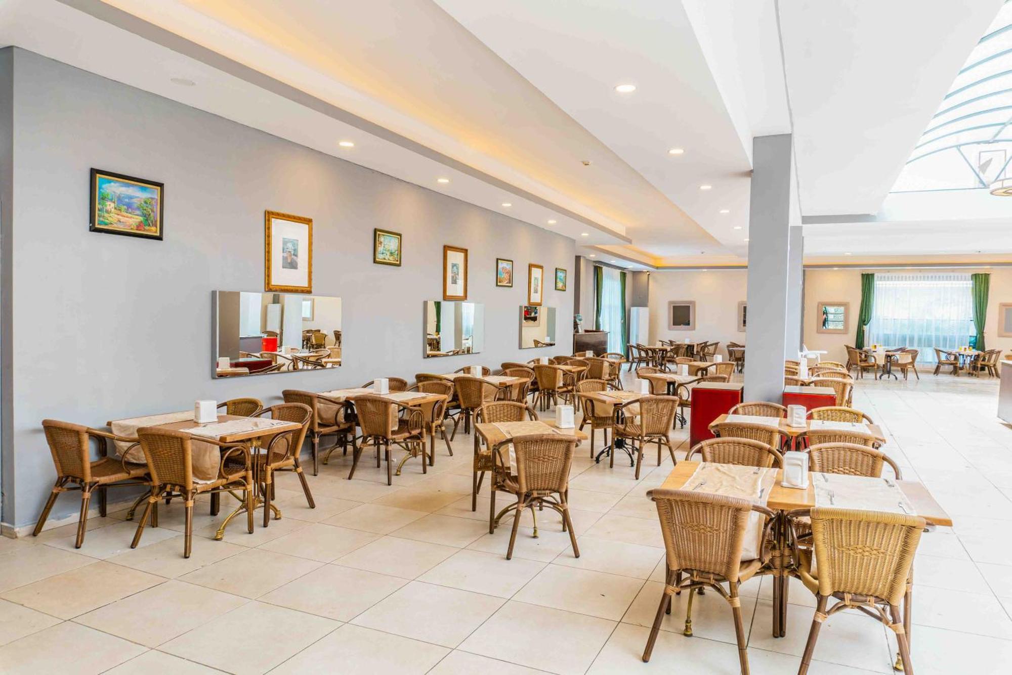 Hotel Belpoint 3*