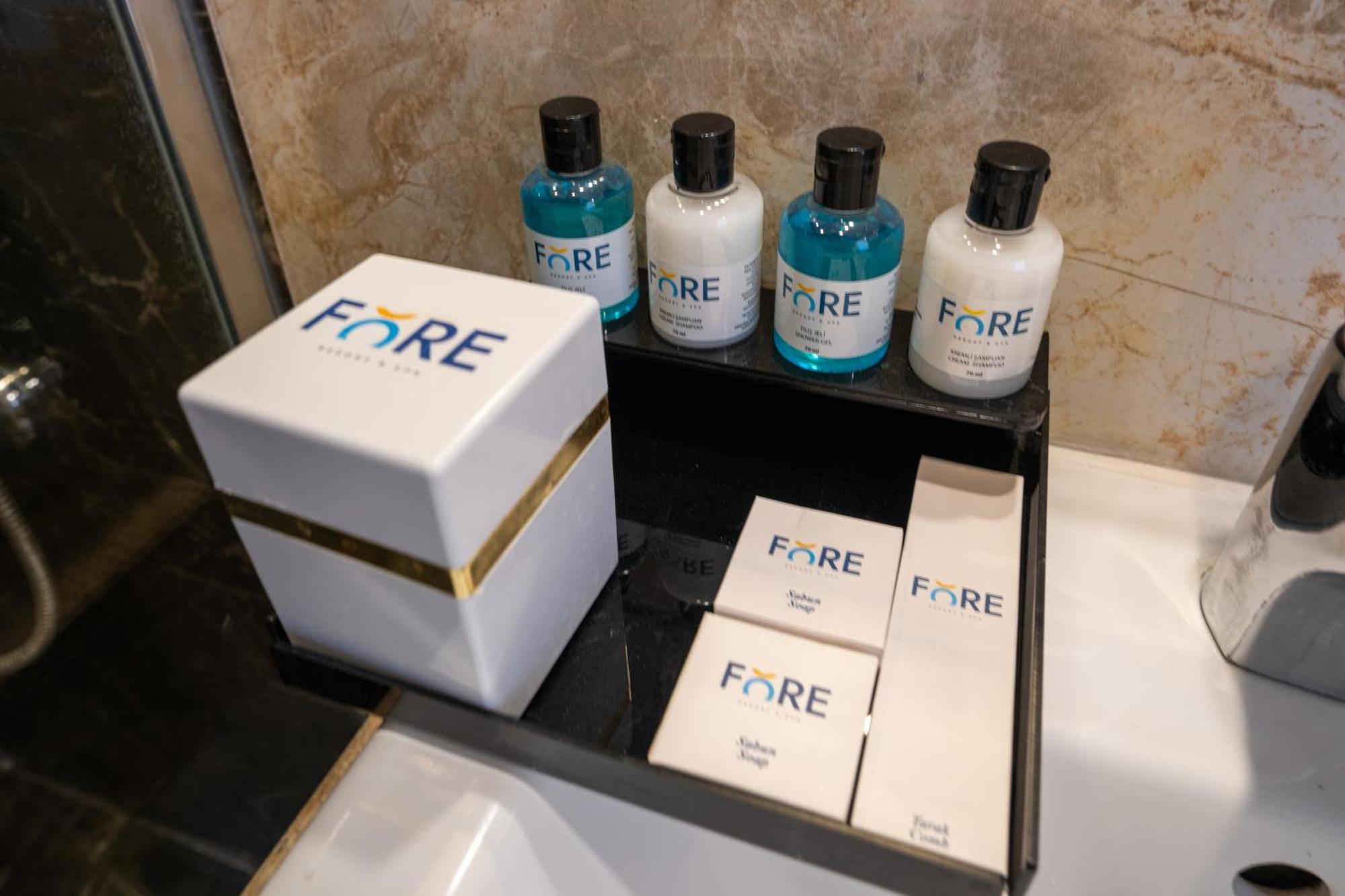 Hotel Fore & 4*