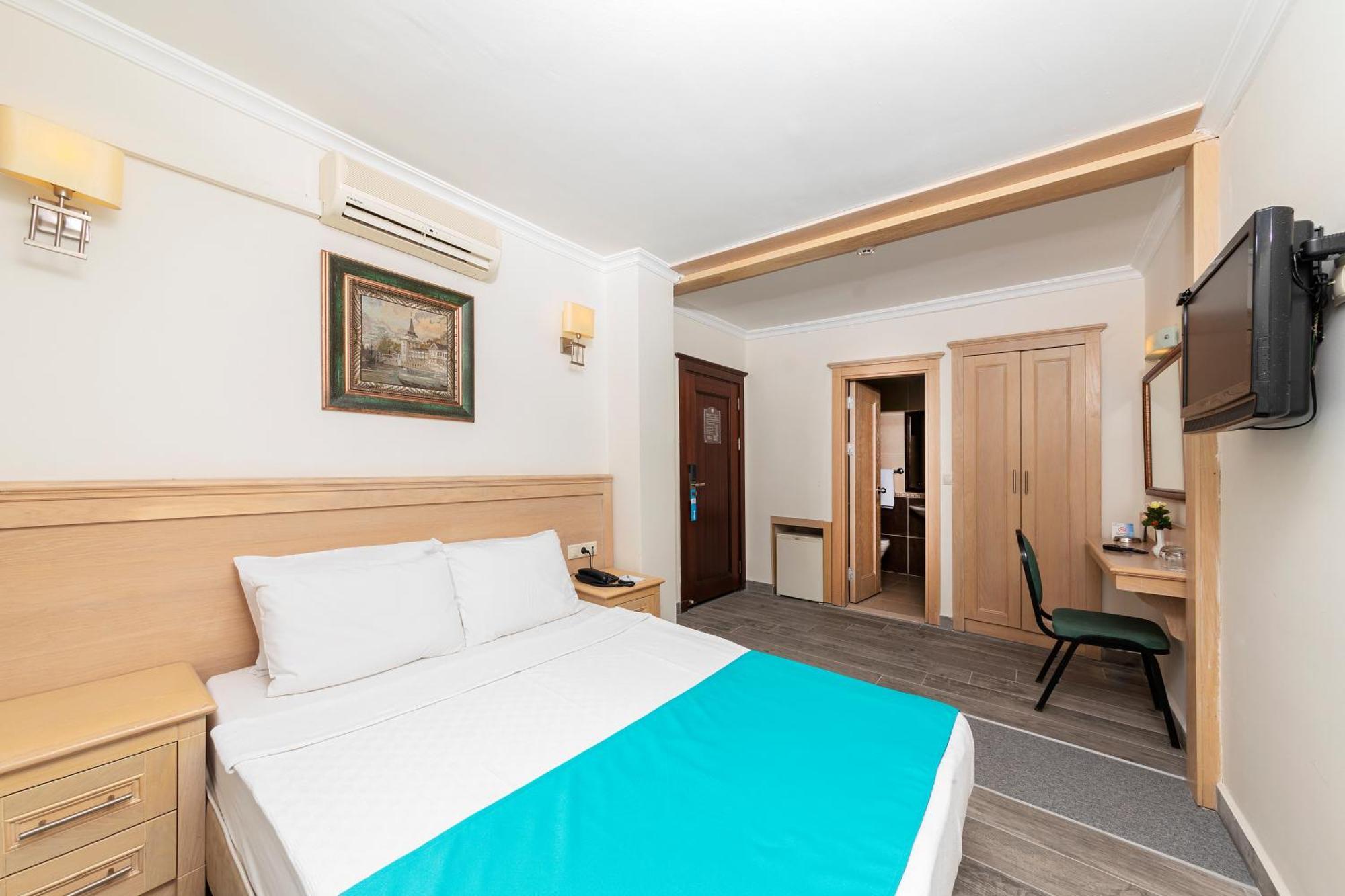 Hotel Kayamaris 4*