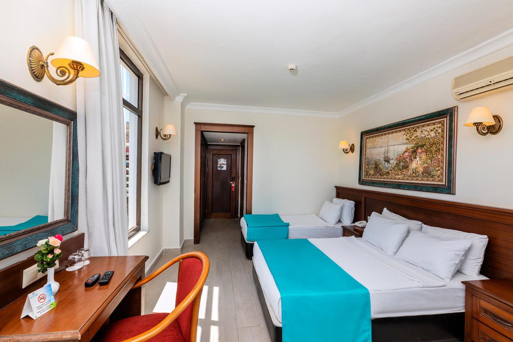 Kayamaris Hotel