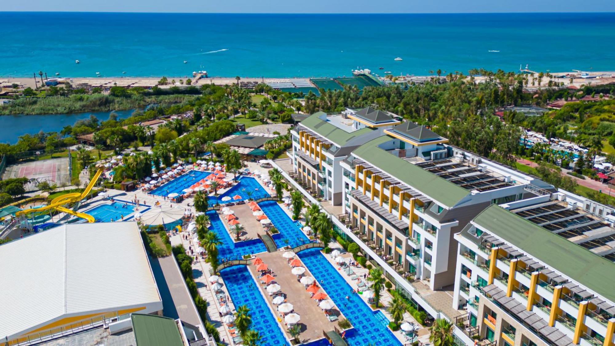Hotel Port Nature Luxury 5*