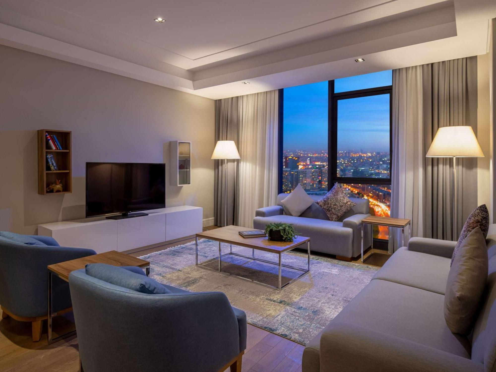Movenpick Living West