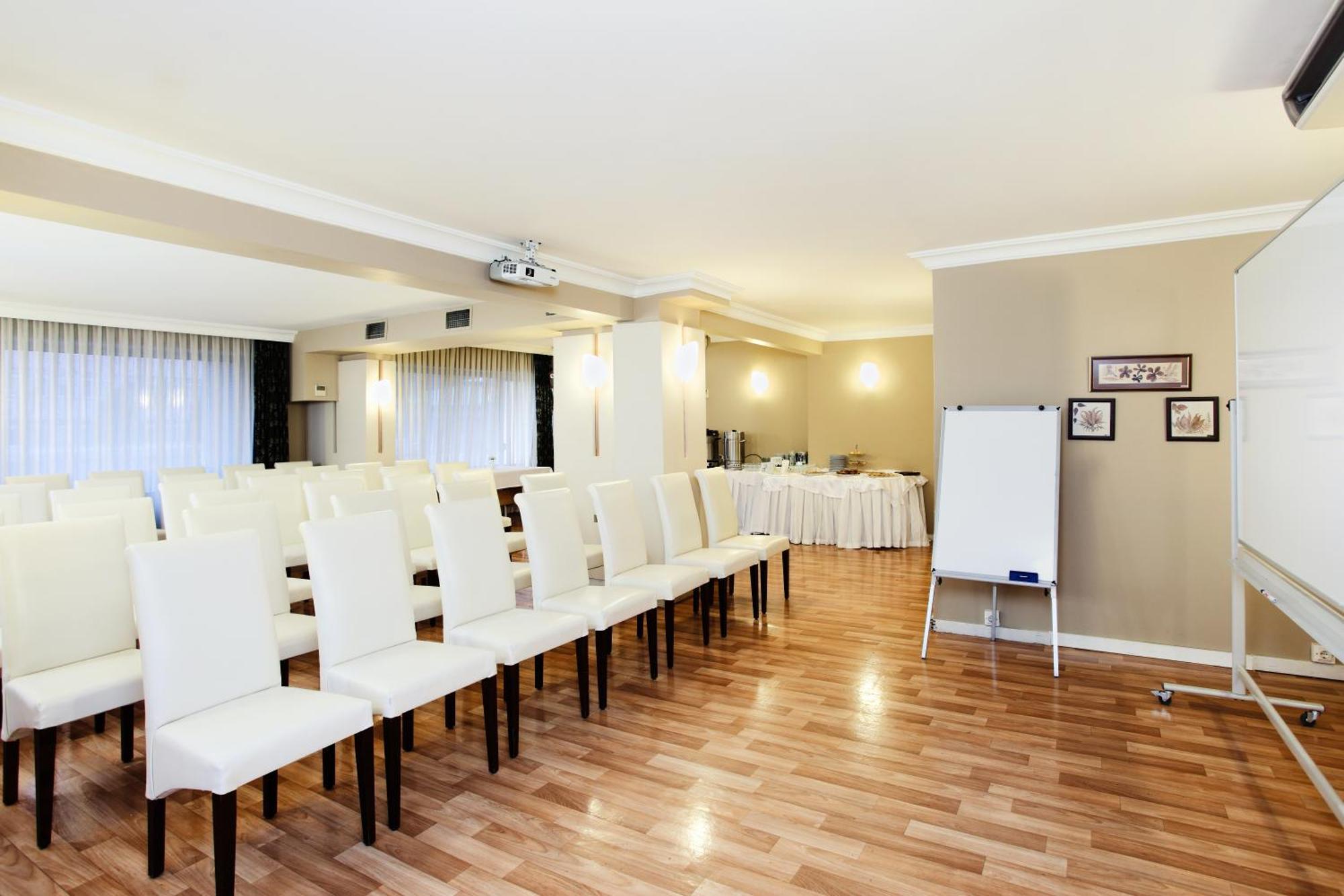 Palas 4* Izmir