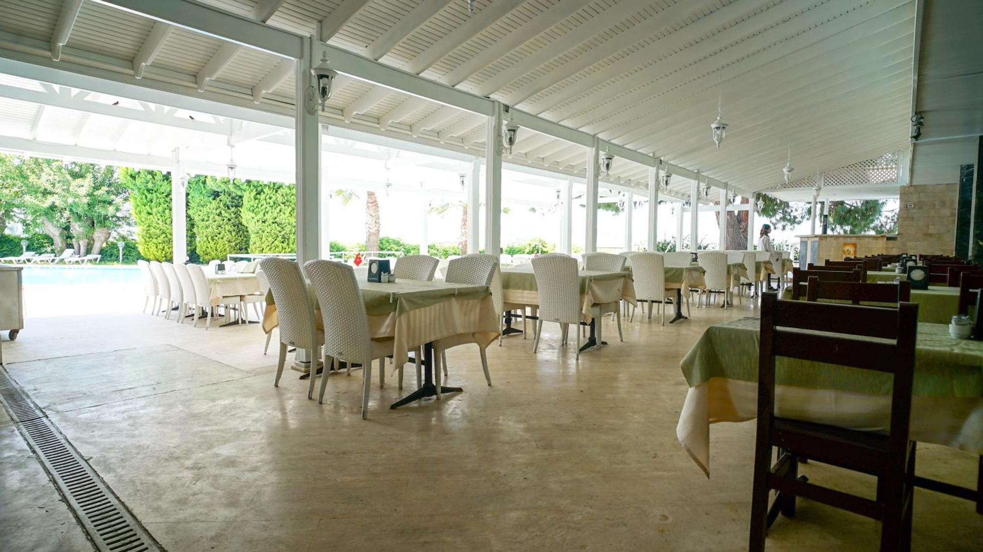 Ephesus Hitit Restaurant 4*