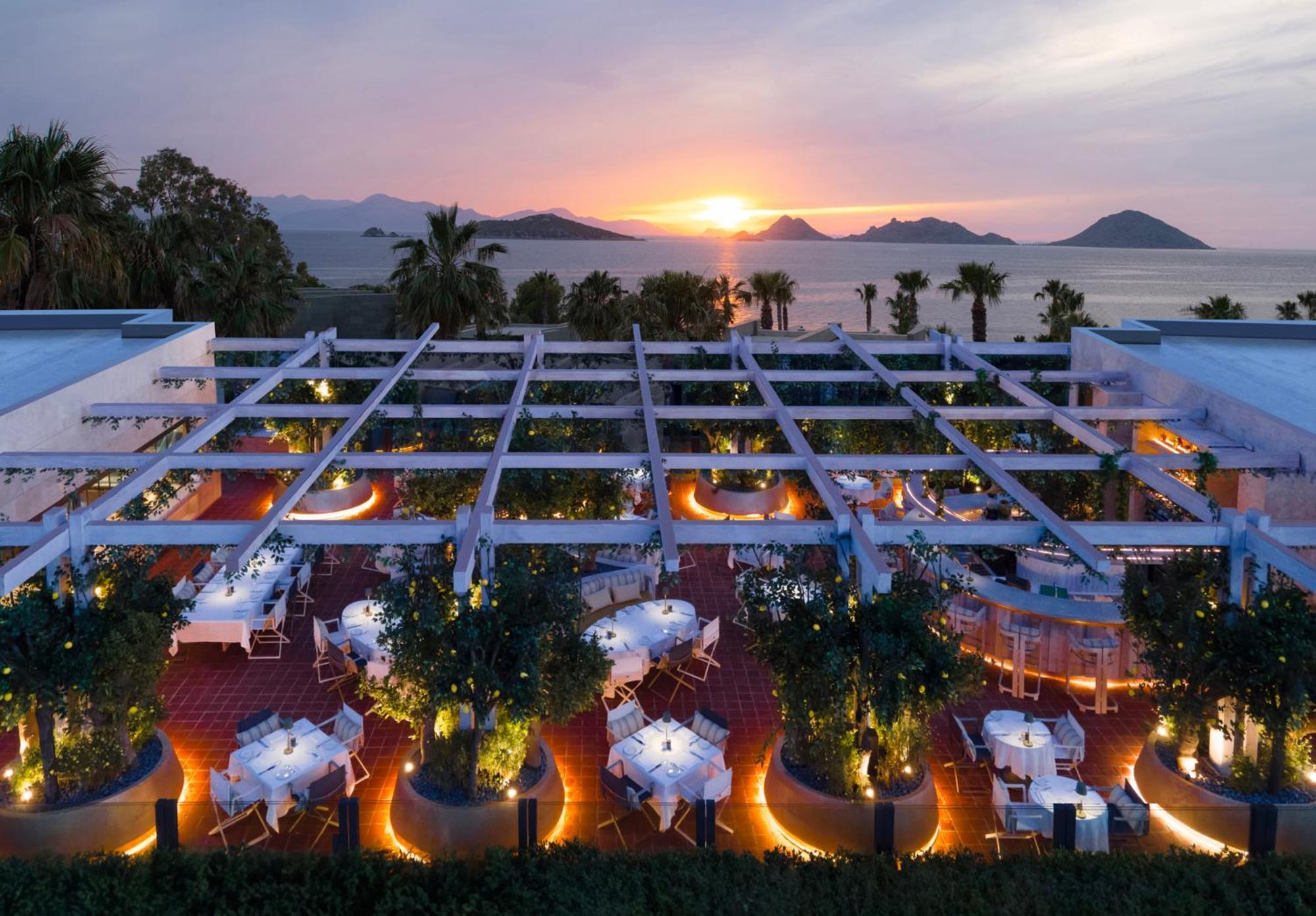 Resort Swissotel Bodrum 5*