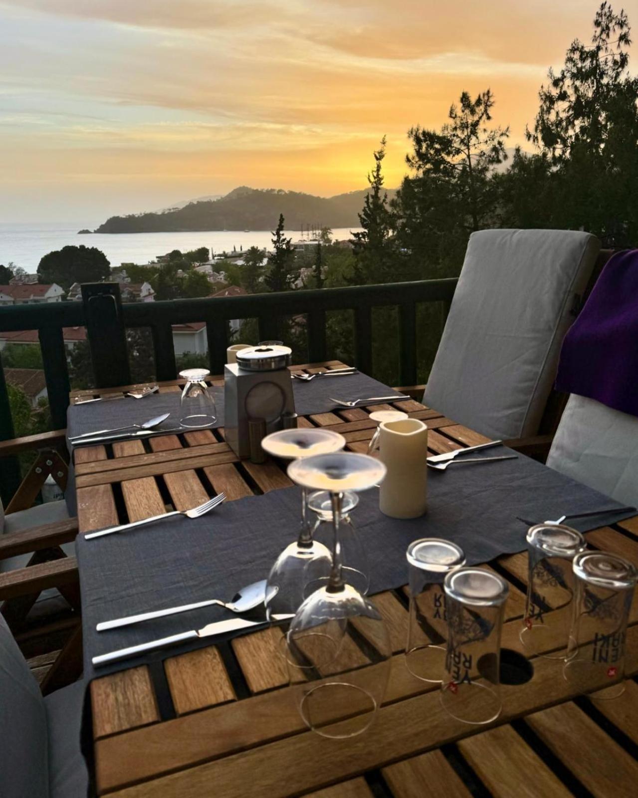 Hotel Symbola 3*