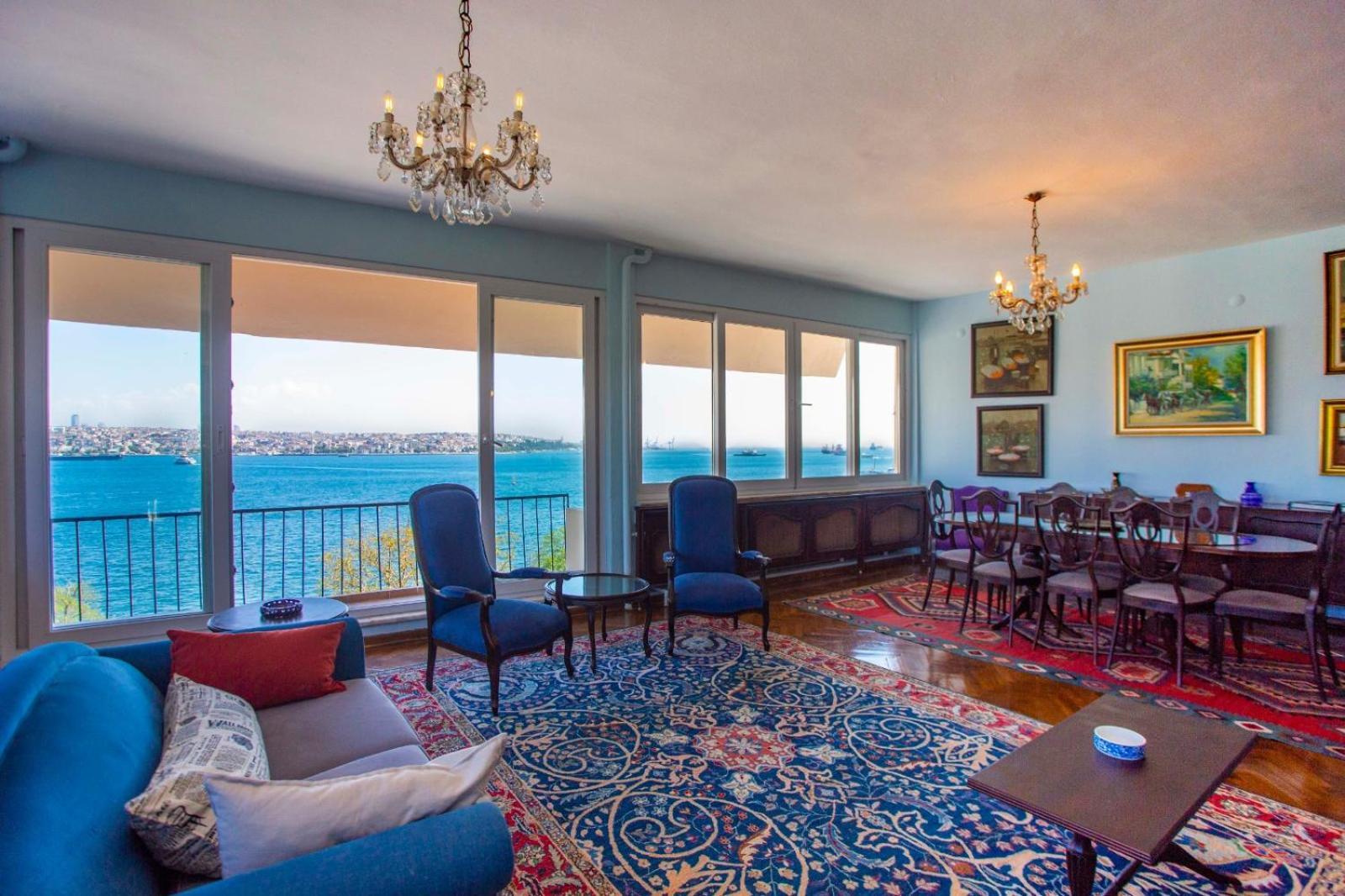 Waterfront Penthouse With A Stunning View Istanbul