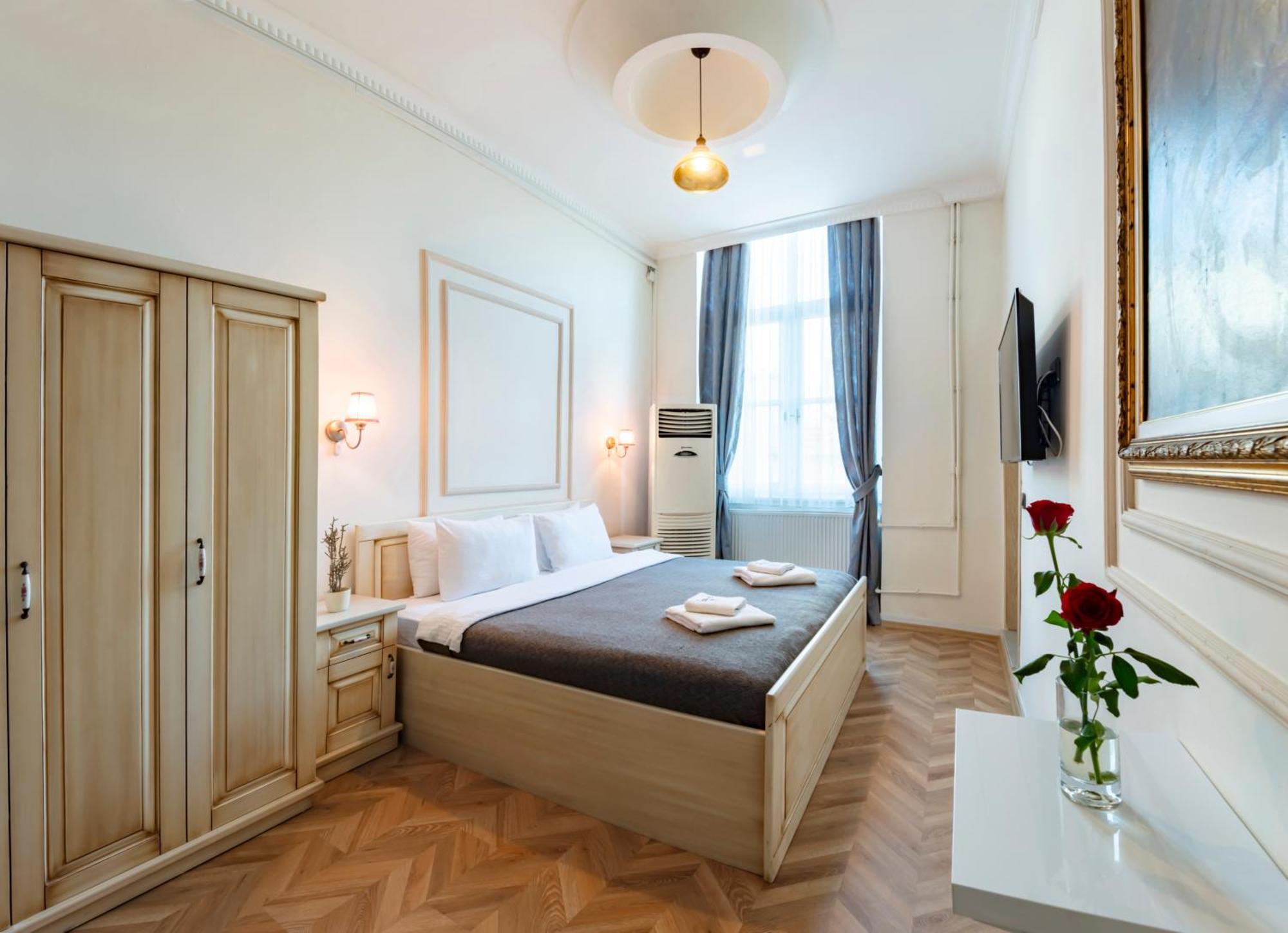Cezayir Hotel Istanbul