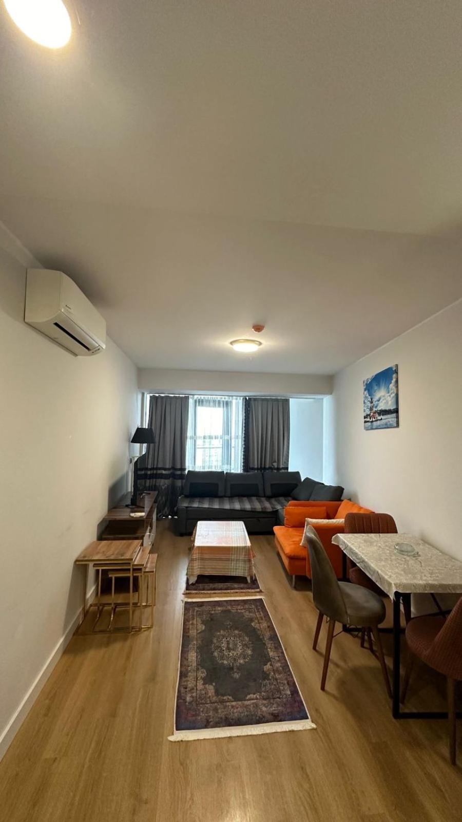 Kristal Apartment