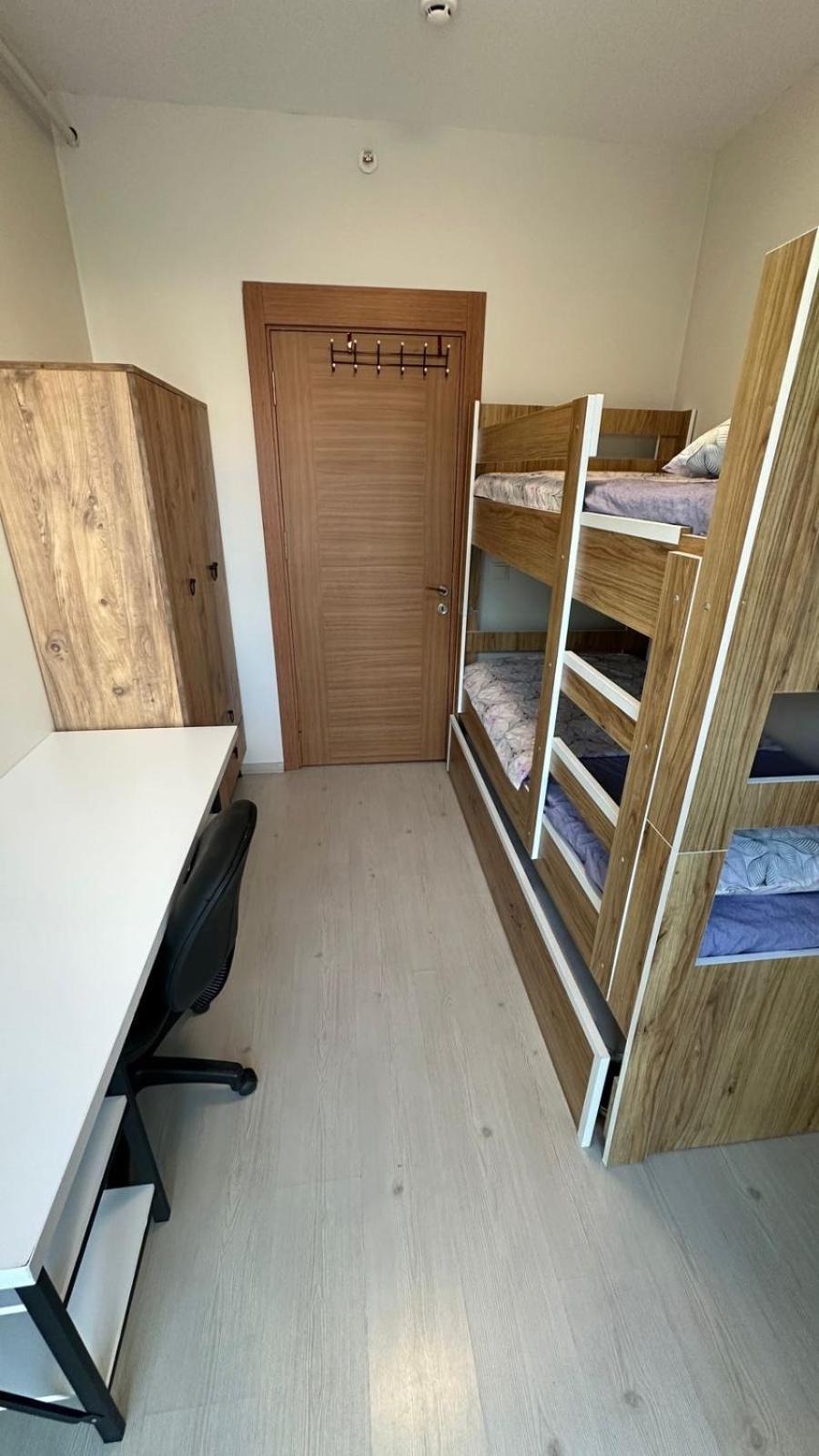 Kristal Apartment