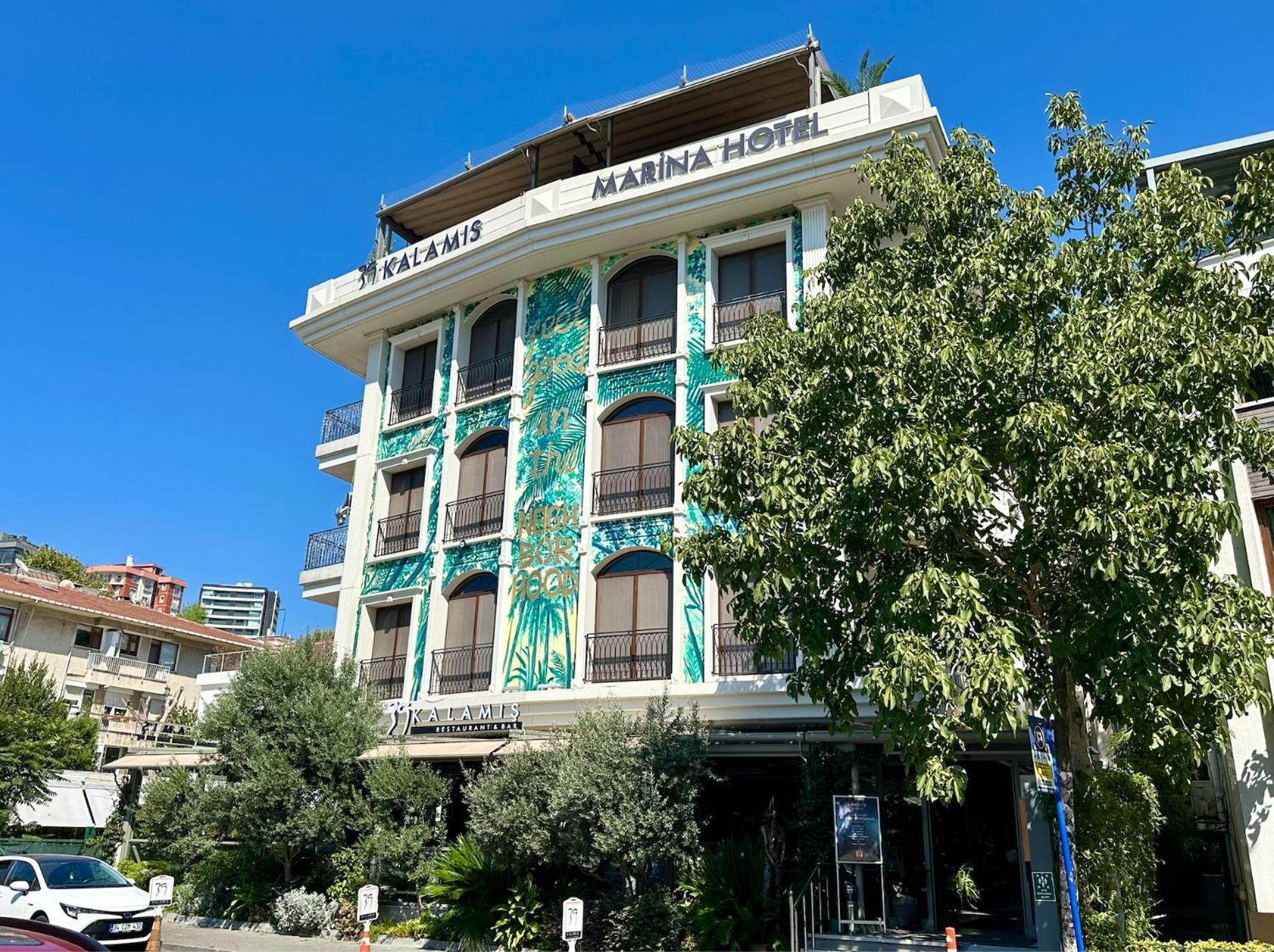 39 Kalamis Marina & Restaurant