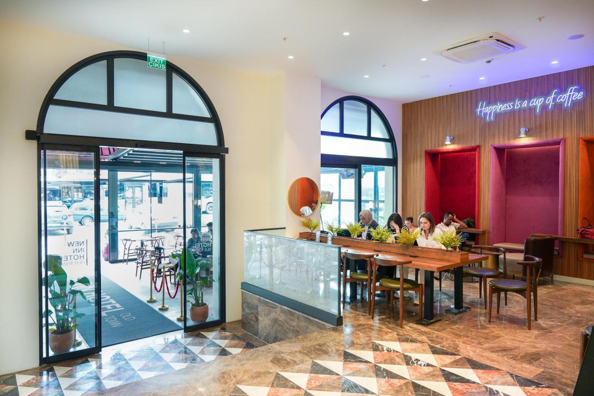 New Old Town Hotel 4*