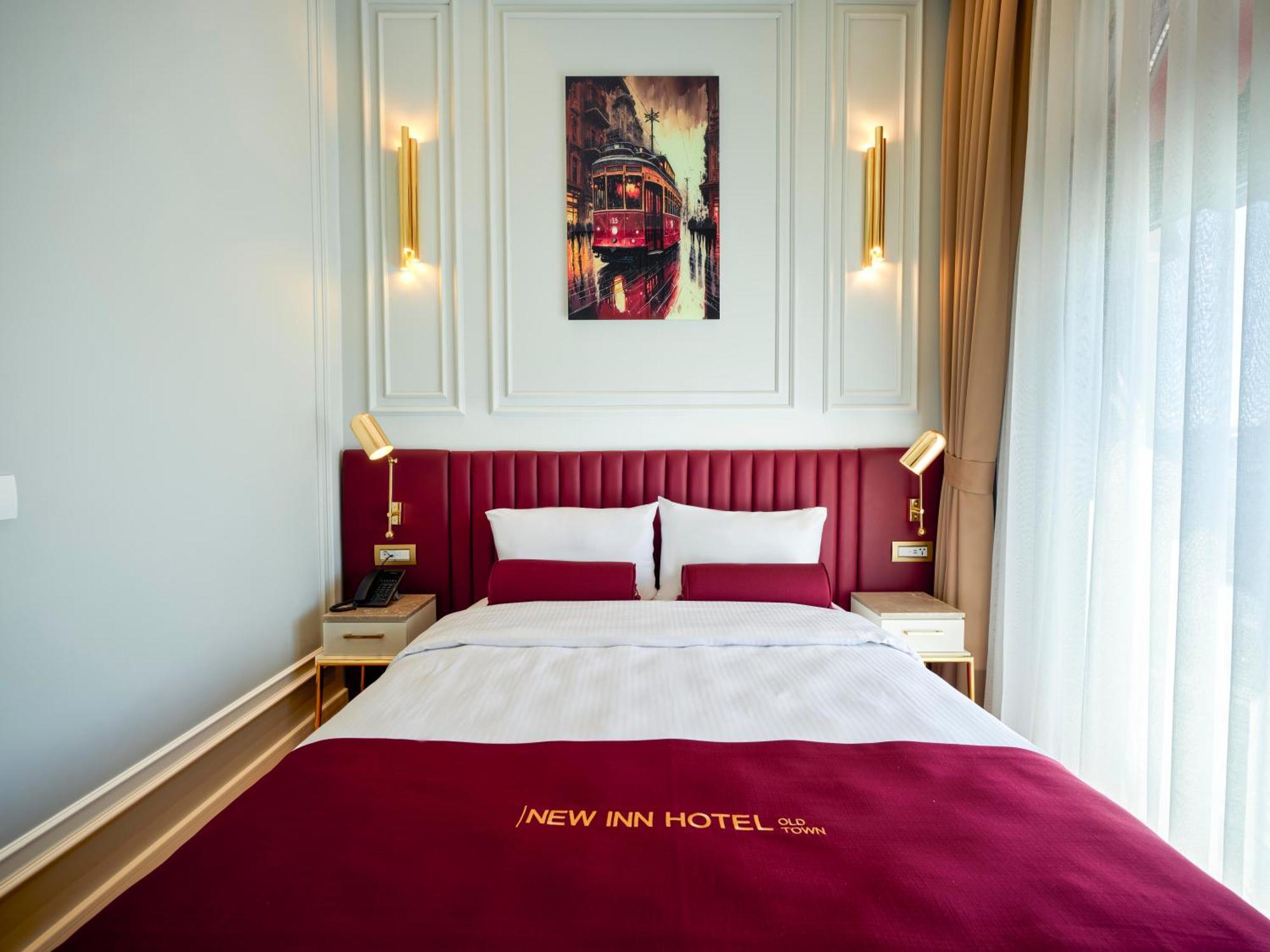 Hotel New Old Town 4*