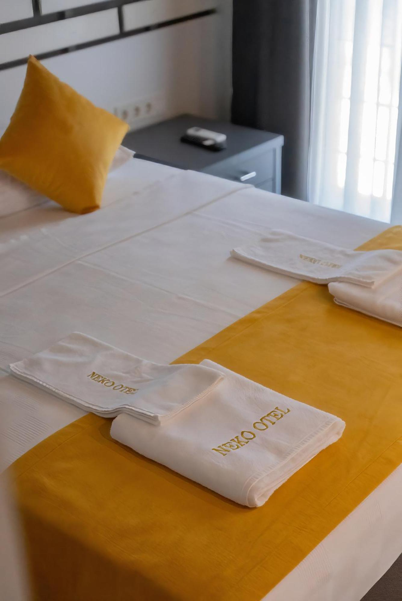 Neko Hotel *